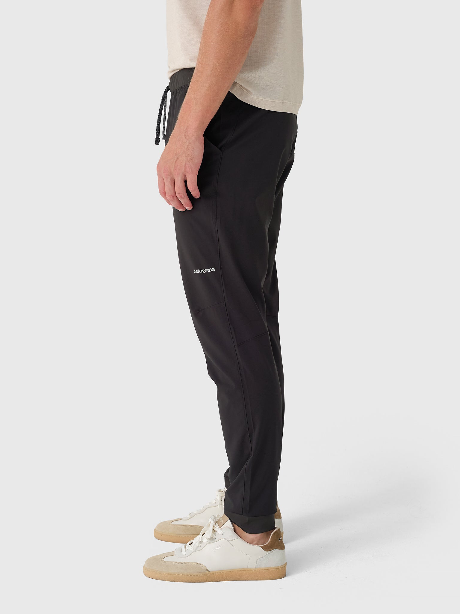 24541xBLACK-alt2