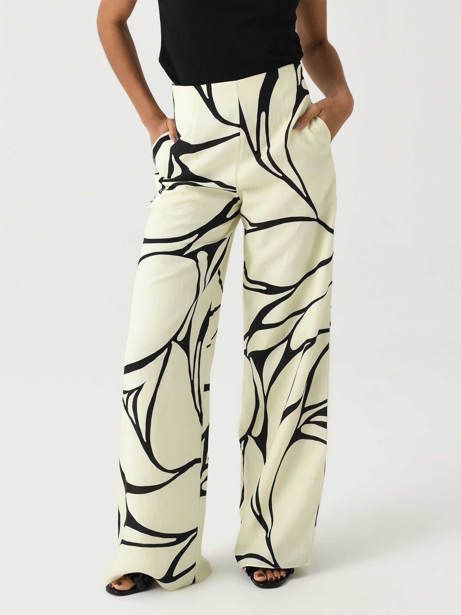 Cala De La Cruz Women's Toya Pant - Saint Bernard