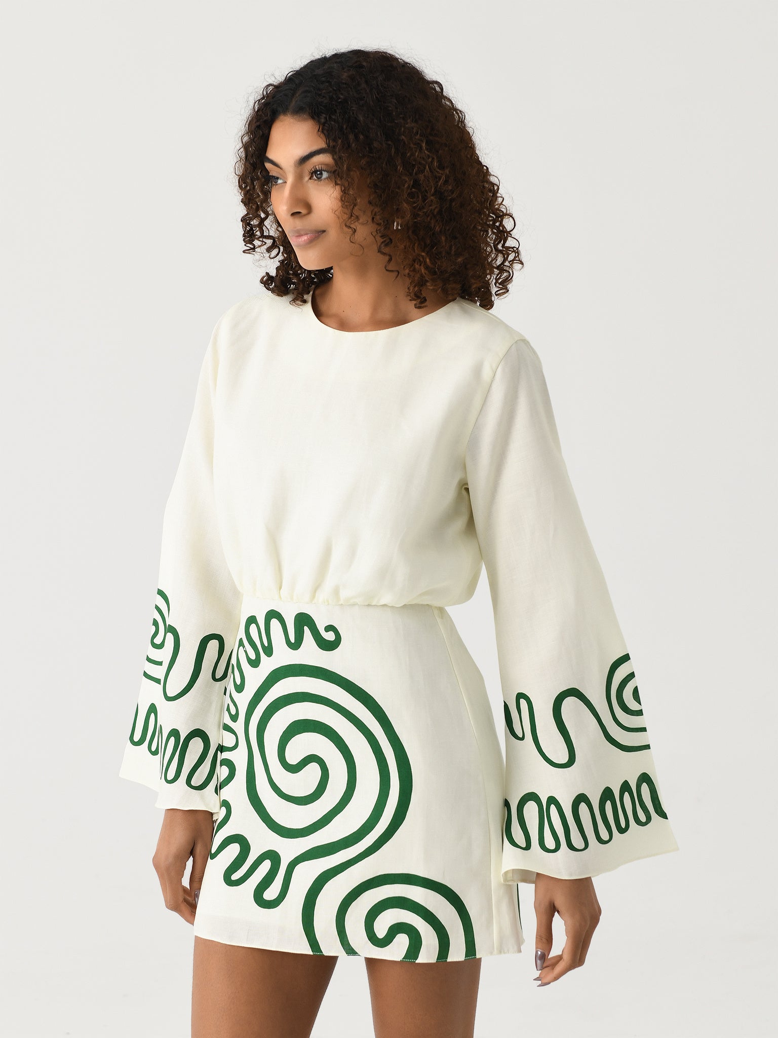 24A104xOUROIVORY-alt2