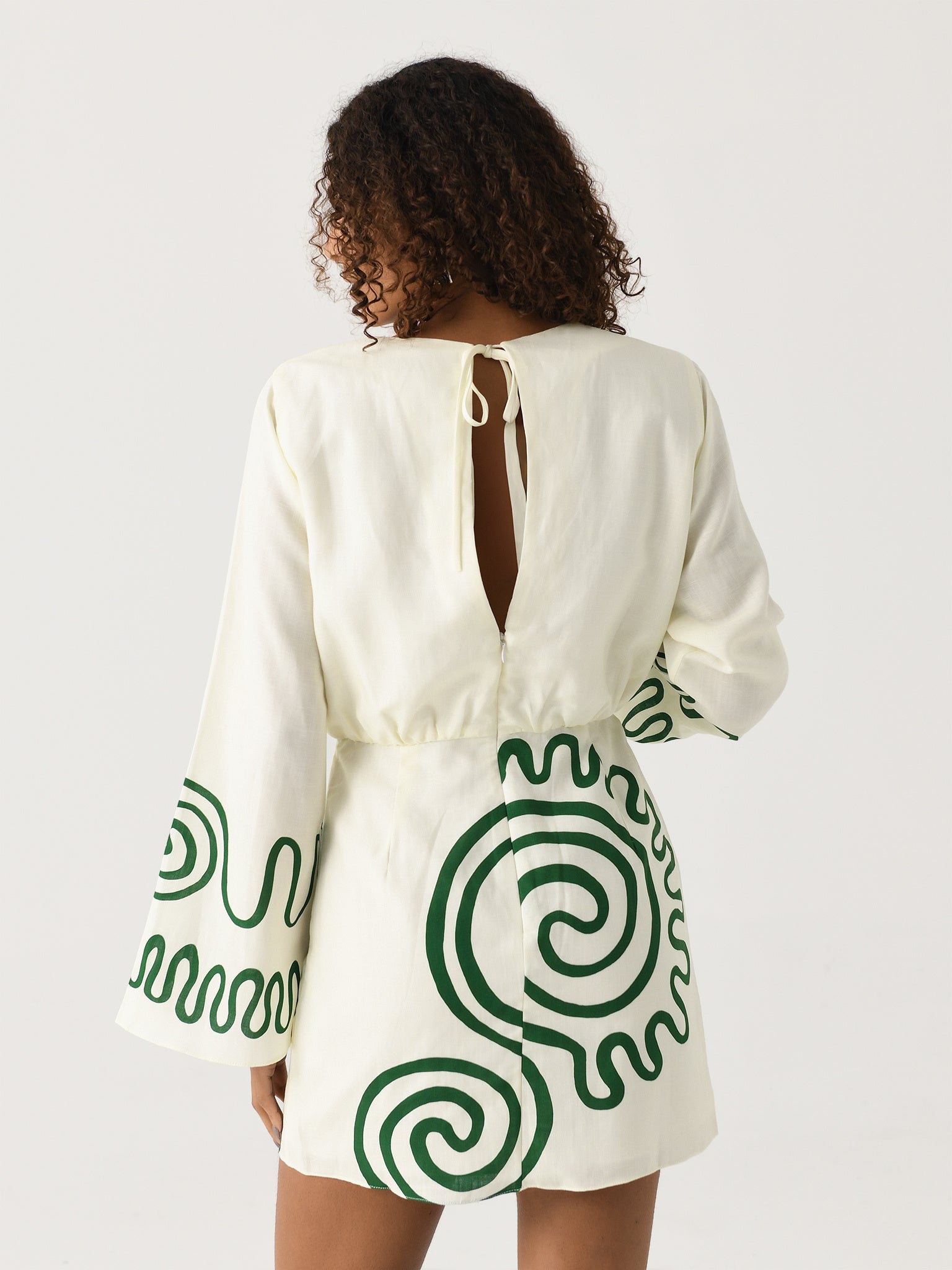 24A104xOUROIVORY-alt3