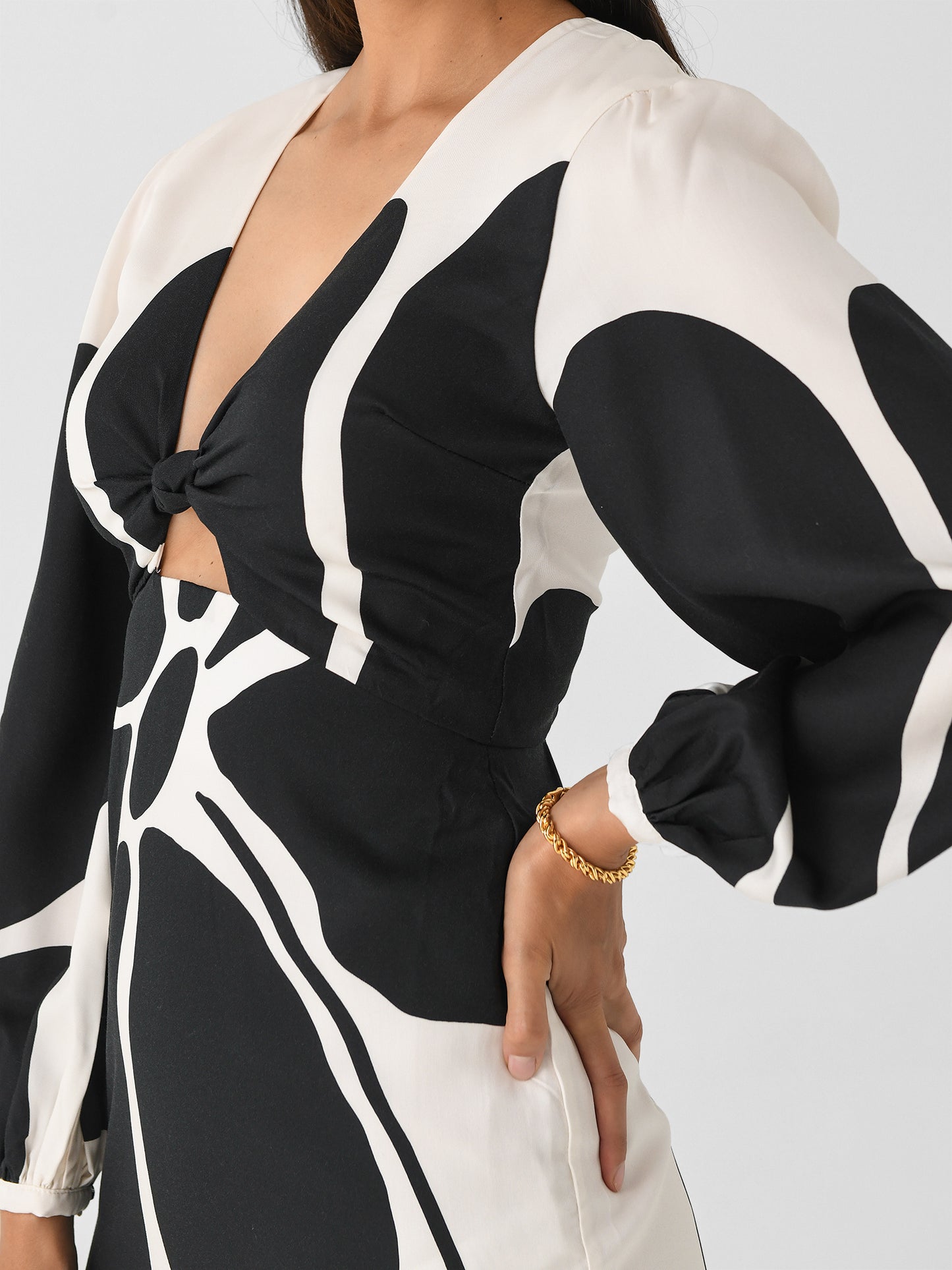 24B198xCAMELLIABW-alt3