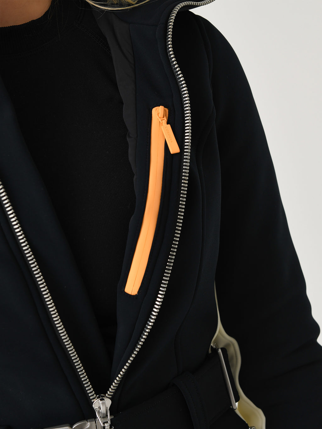 24CDVOTB09xONYX-alt5