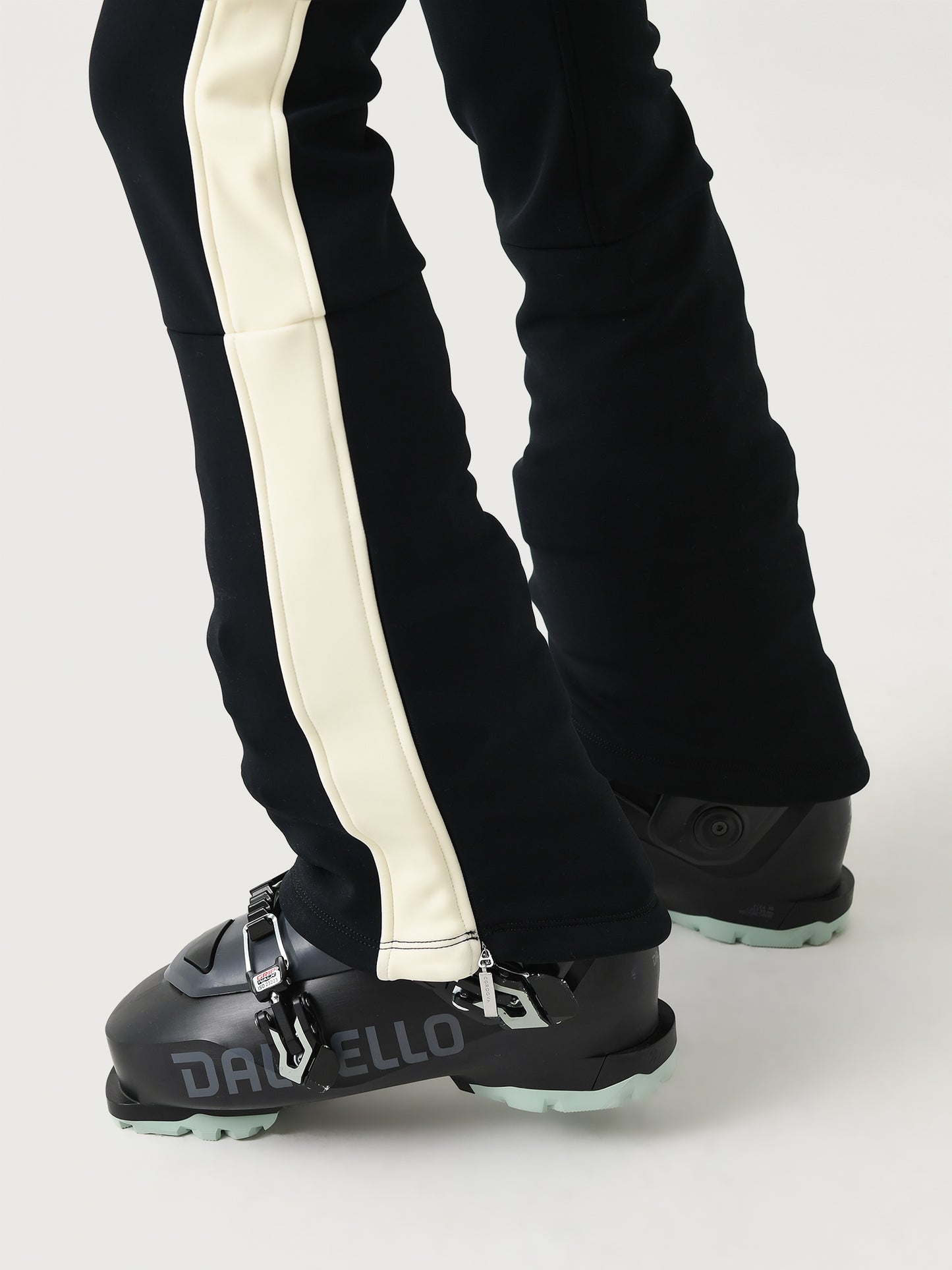 24CDVOTB09xONYX-alt6