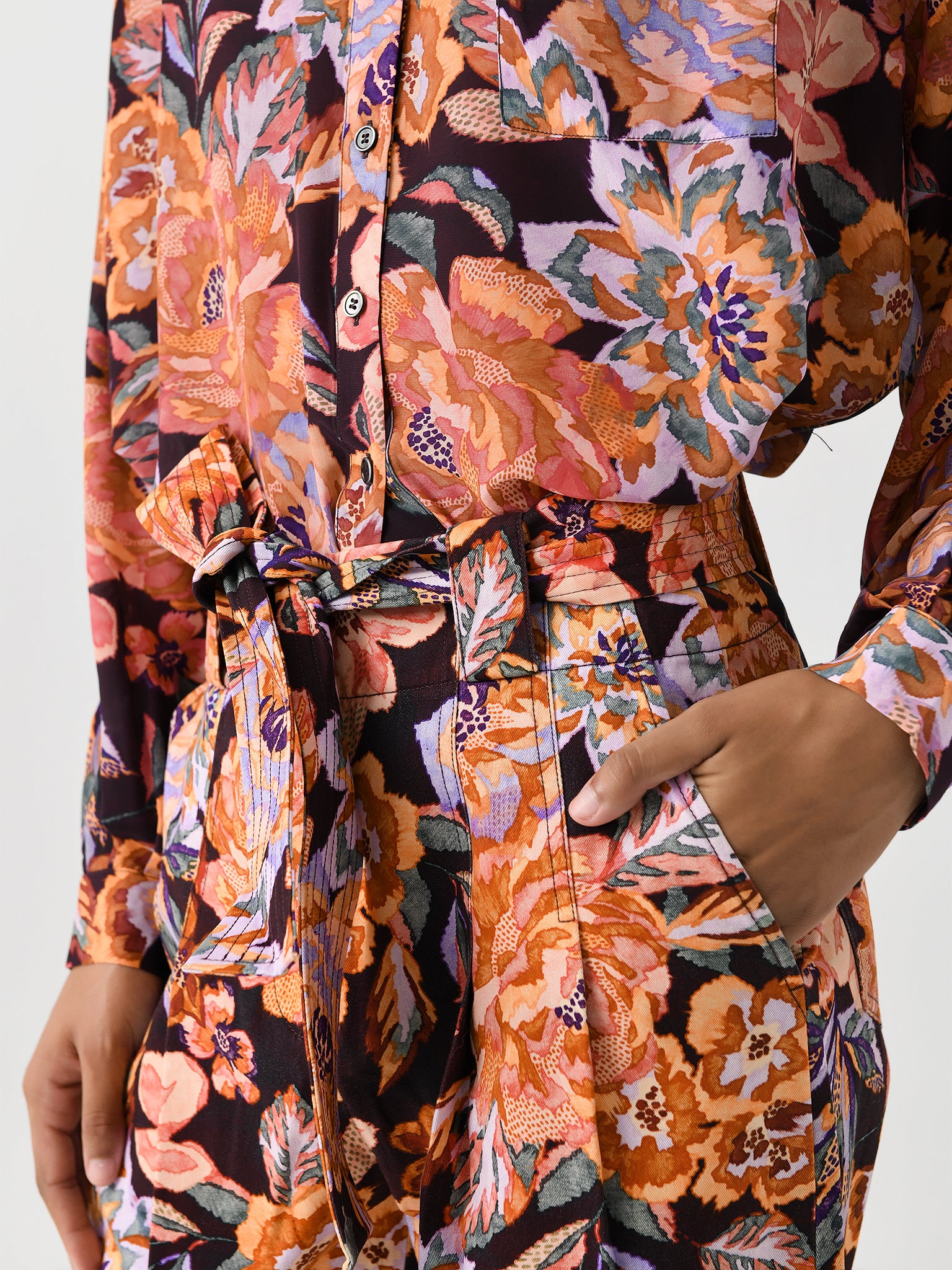 24FAP1PntFlrxPAINTERLYFLORAL-alt4