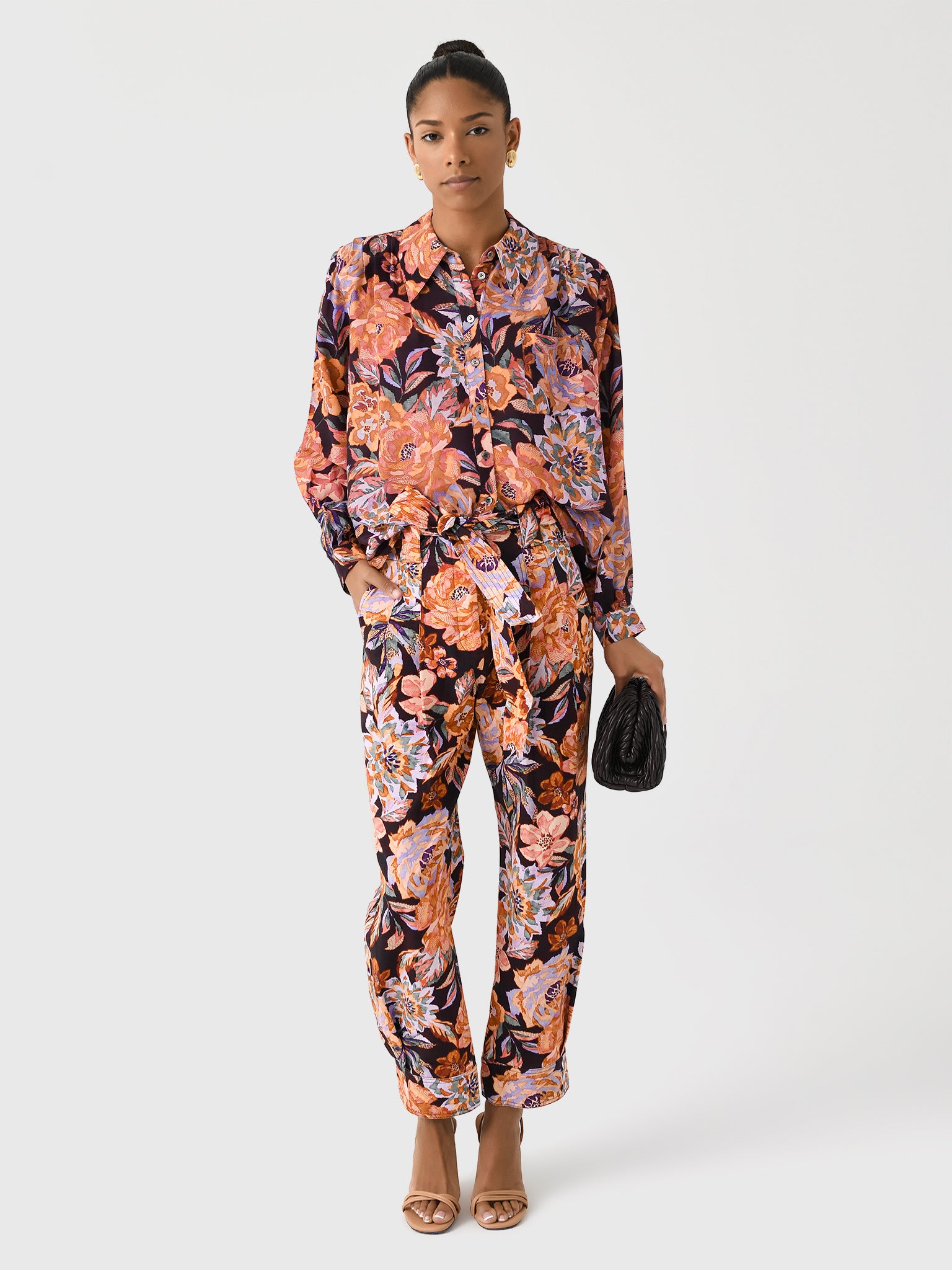 24FAT56PntFlrxPAINTERLYFLORAL-alt1