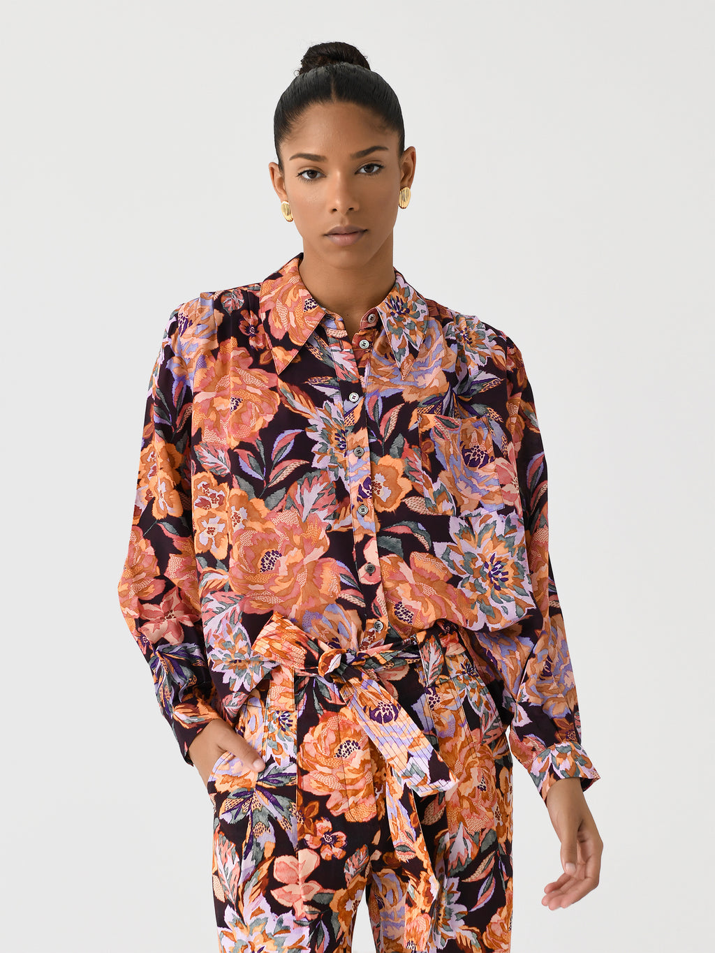 Hunter Bell Women's Miles Shirt - Saint Bernard