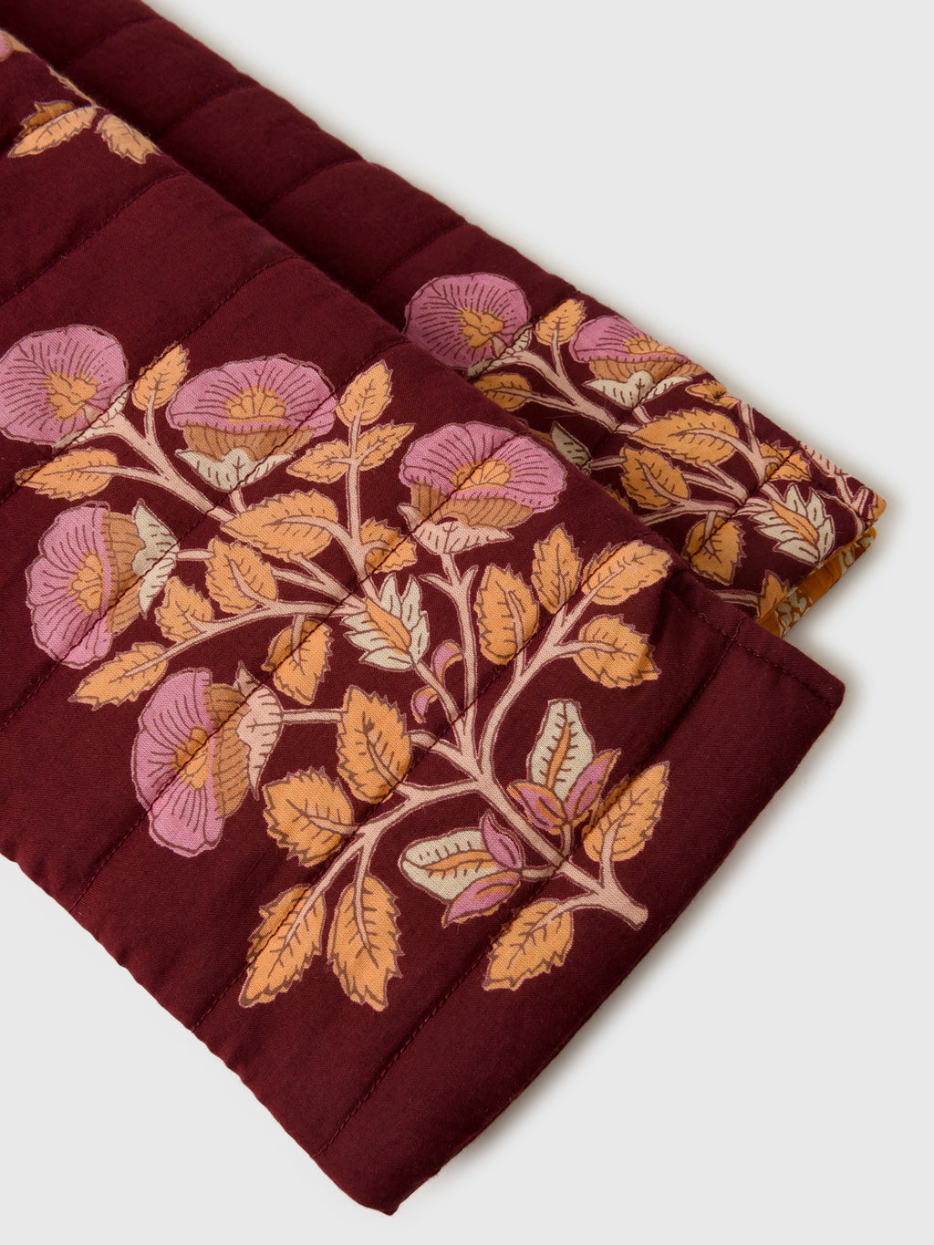 24FFPC313BxBURGUNDYBOUQUETFLORAL-alt3