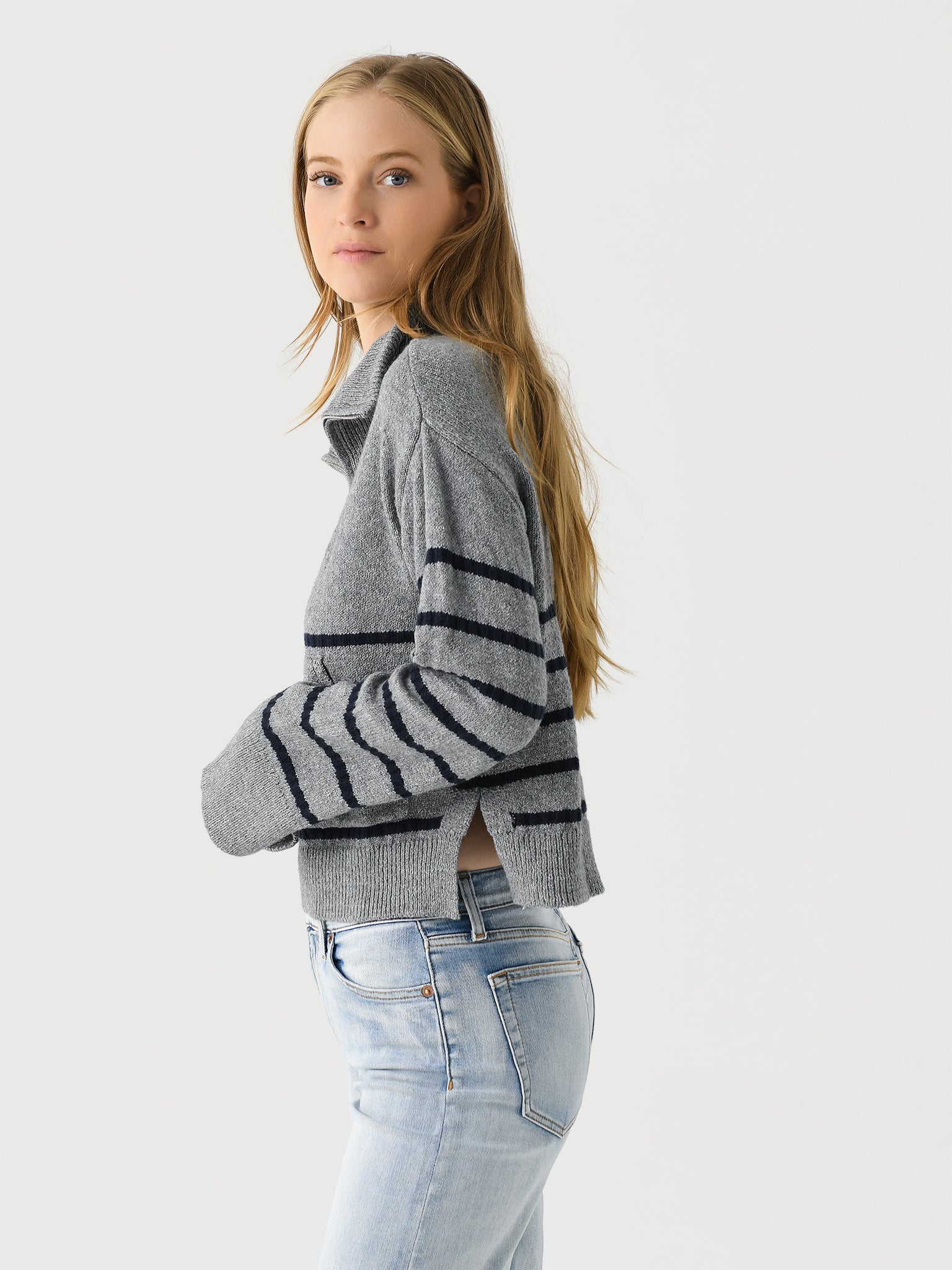 24FW2057xCHARCOALKNIT-alt2