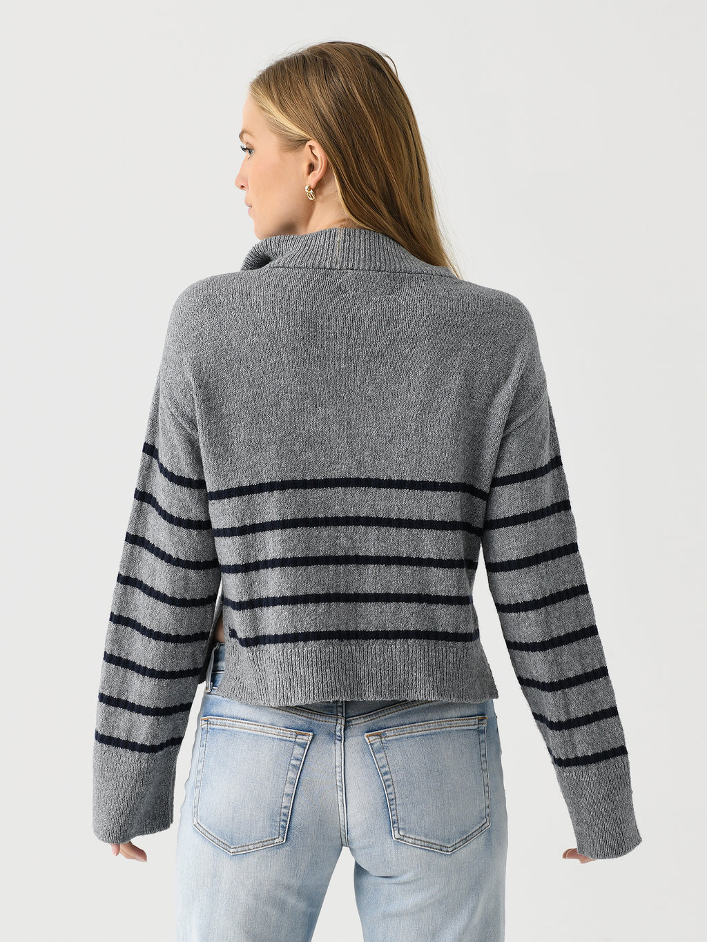 24FW2057xCHARCOALKNIT-alt3
