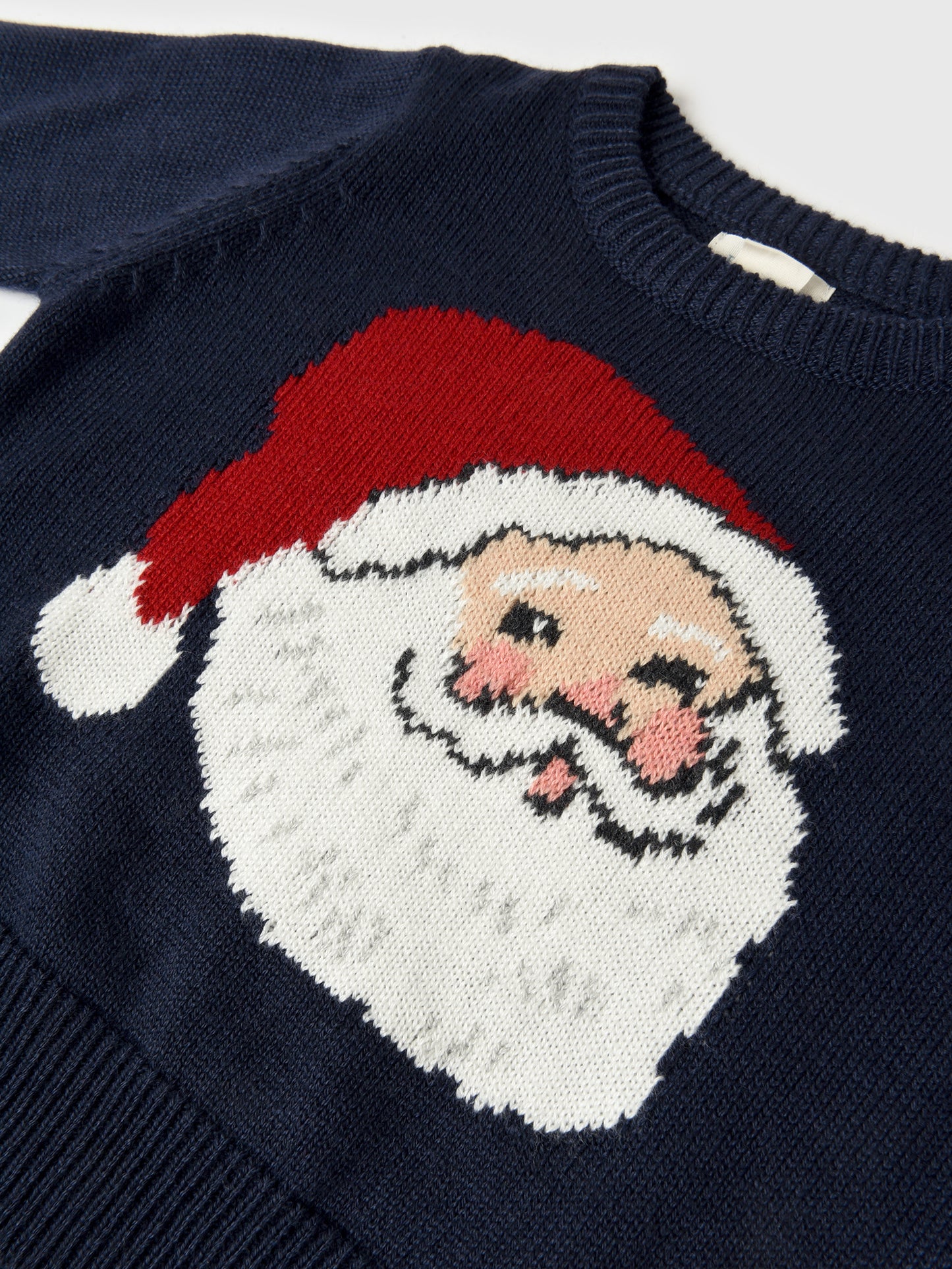 24HBR132AxNAVYSANTA-alt1