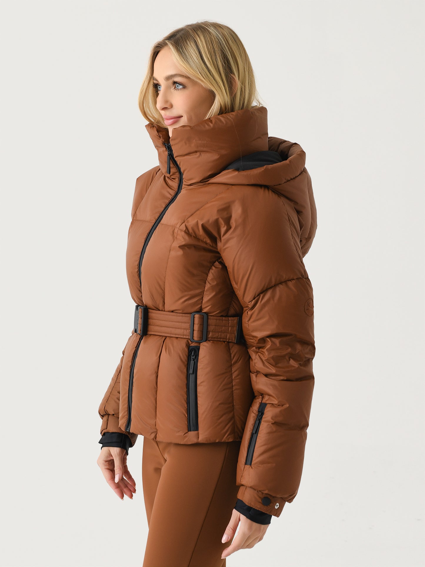 24MNTR09xCHESTNUT-alt2