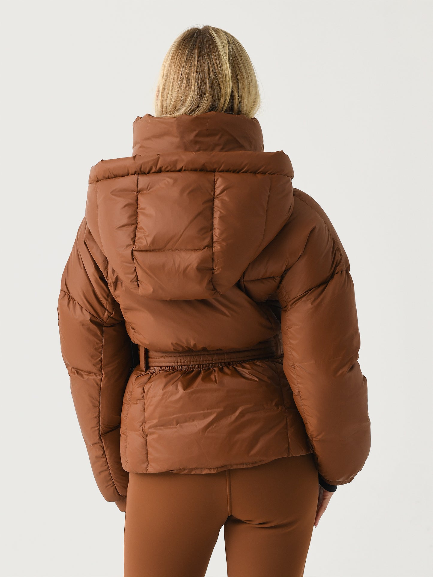 24MNTR09xCHESTNUT-alt3