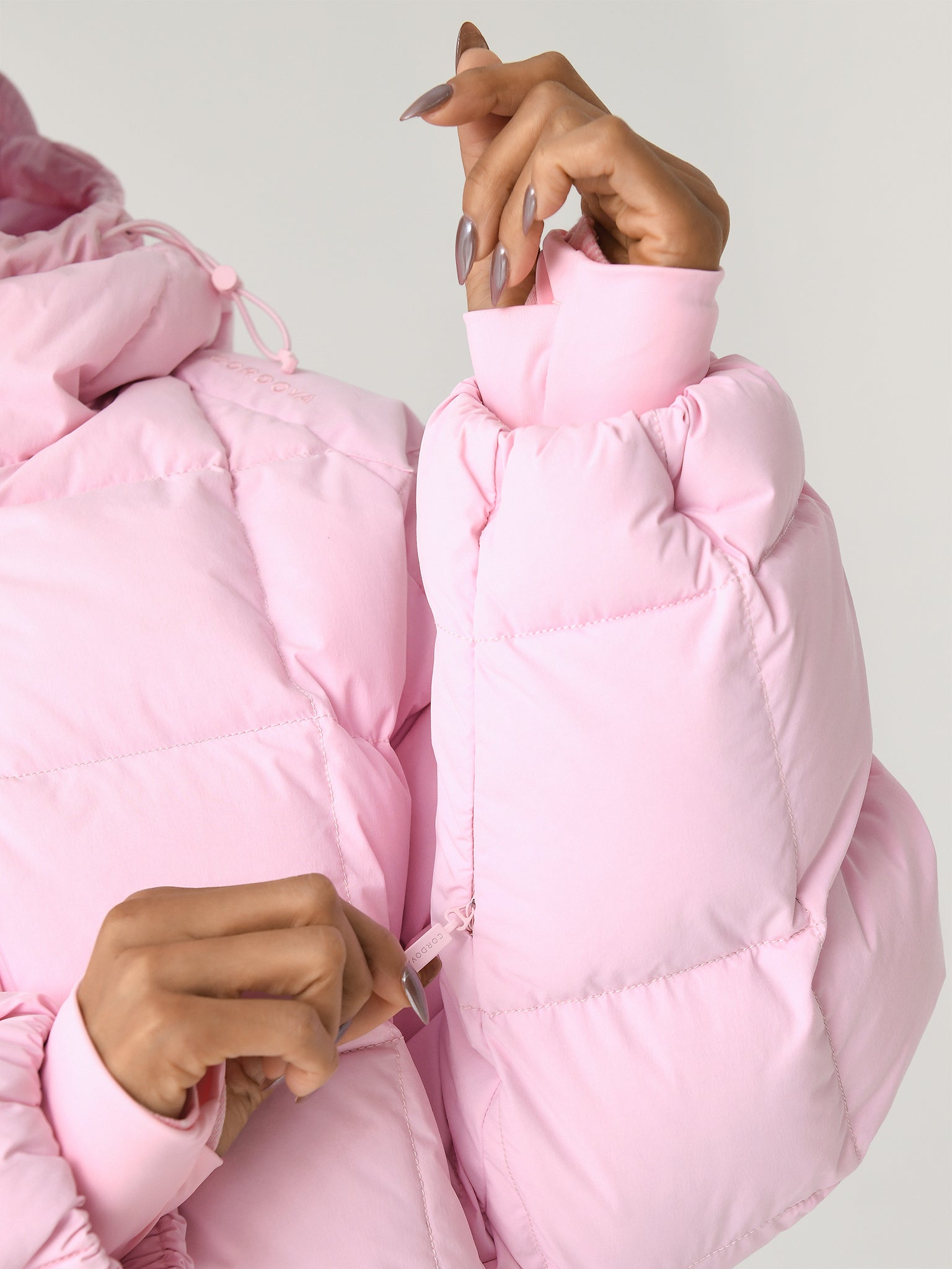 スキーダウンウエア　レディス Cordova Women's Oza Ski Jacket – Saint Bernard