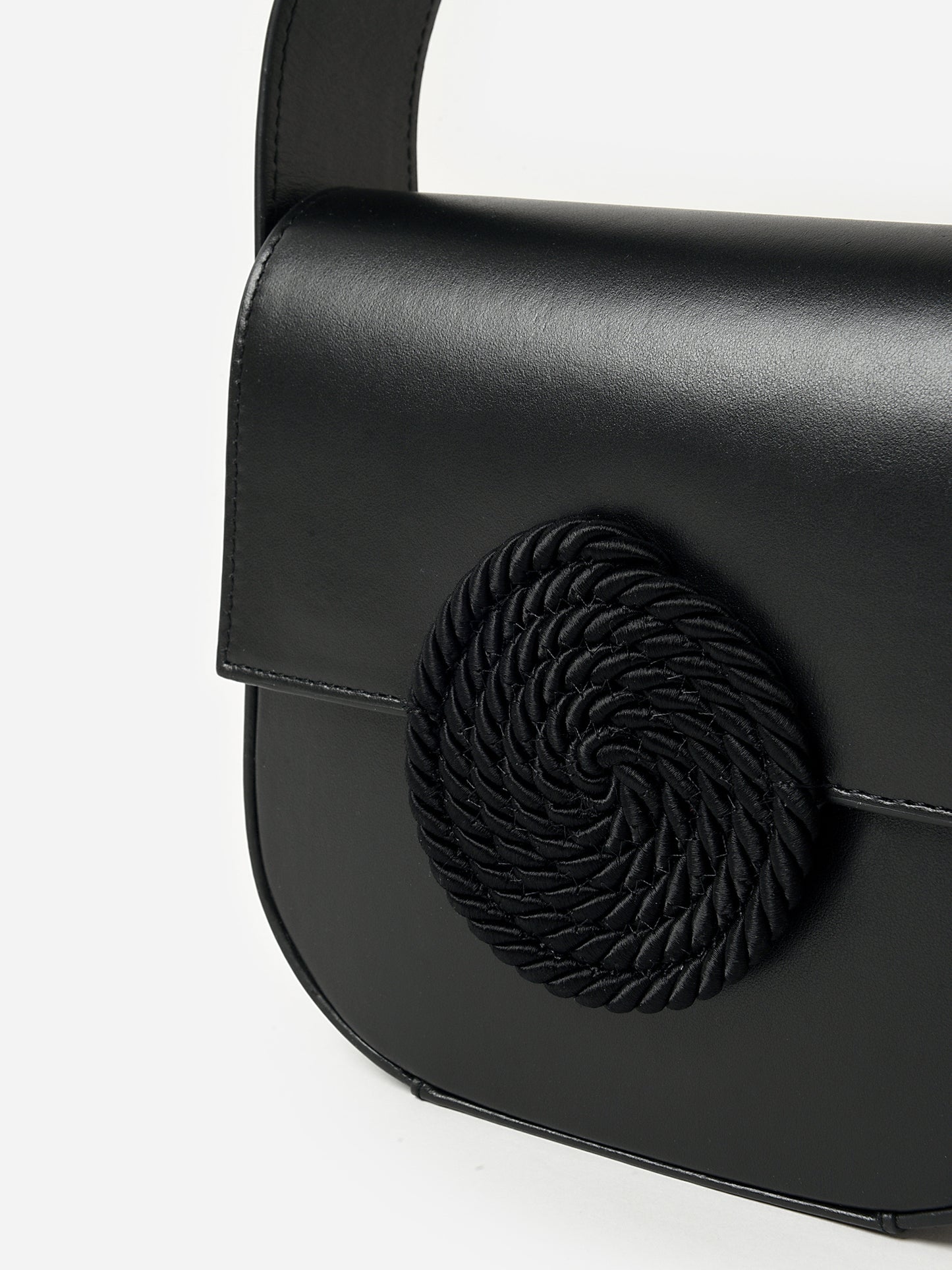 24R1MAR10xBLACK-alt3