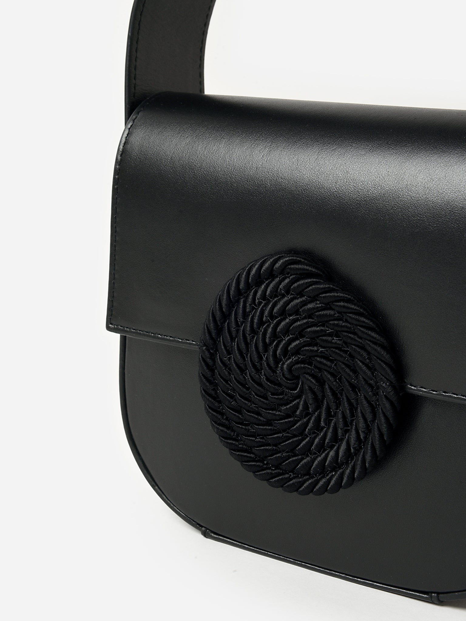 24R1MAR10xBLACK-alt3