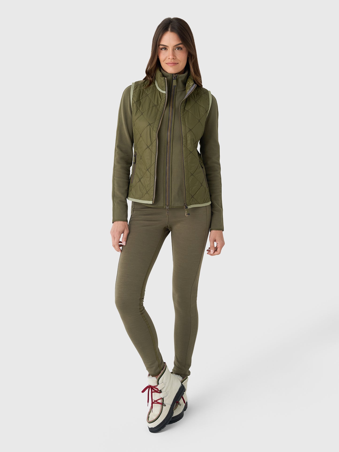 252614x849IVYUNI-alt1