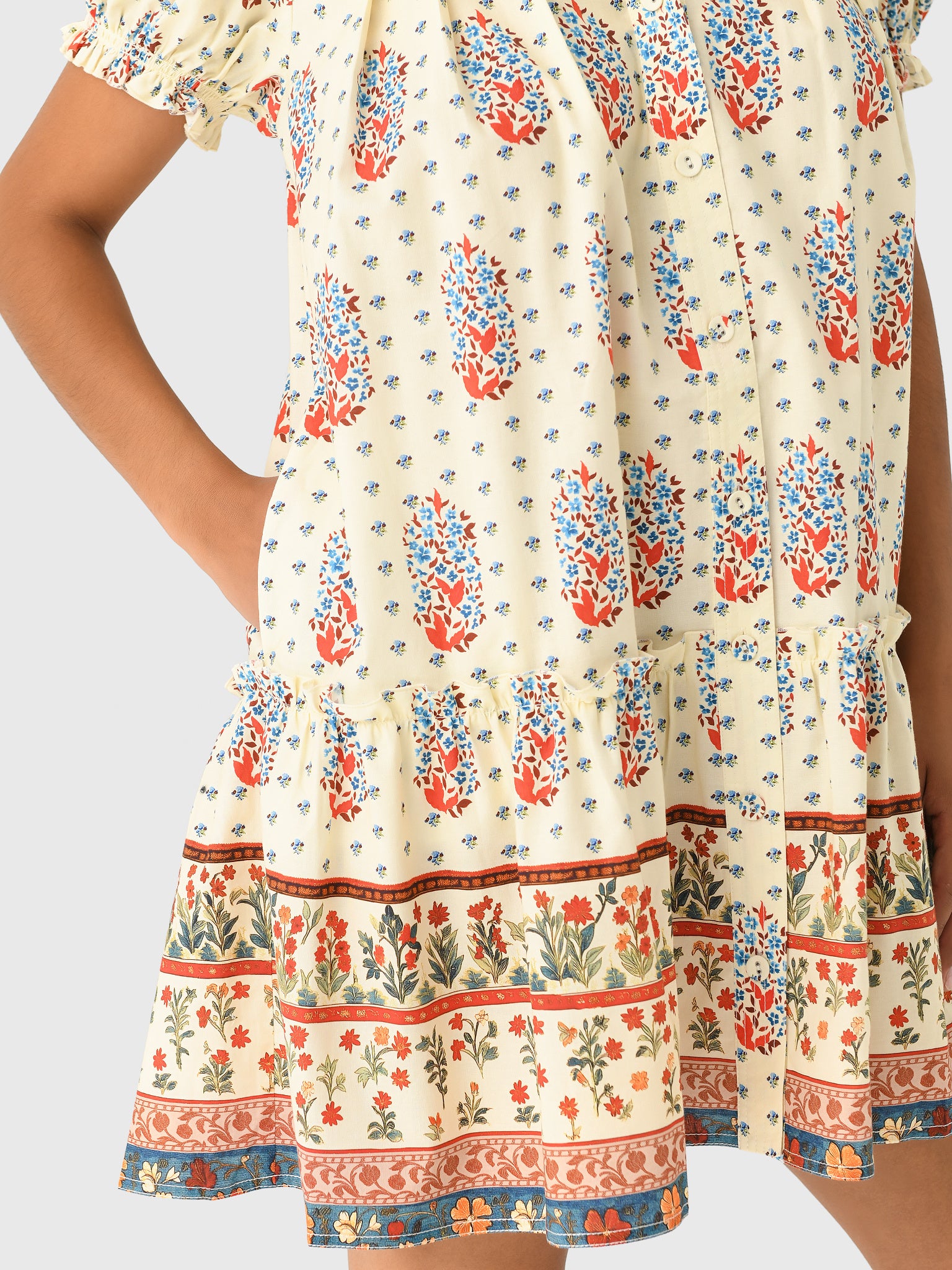 25FAD65FaFlorCrmxFALLFLORALCREAM-alt4