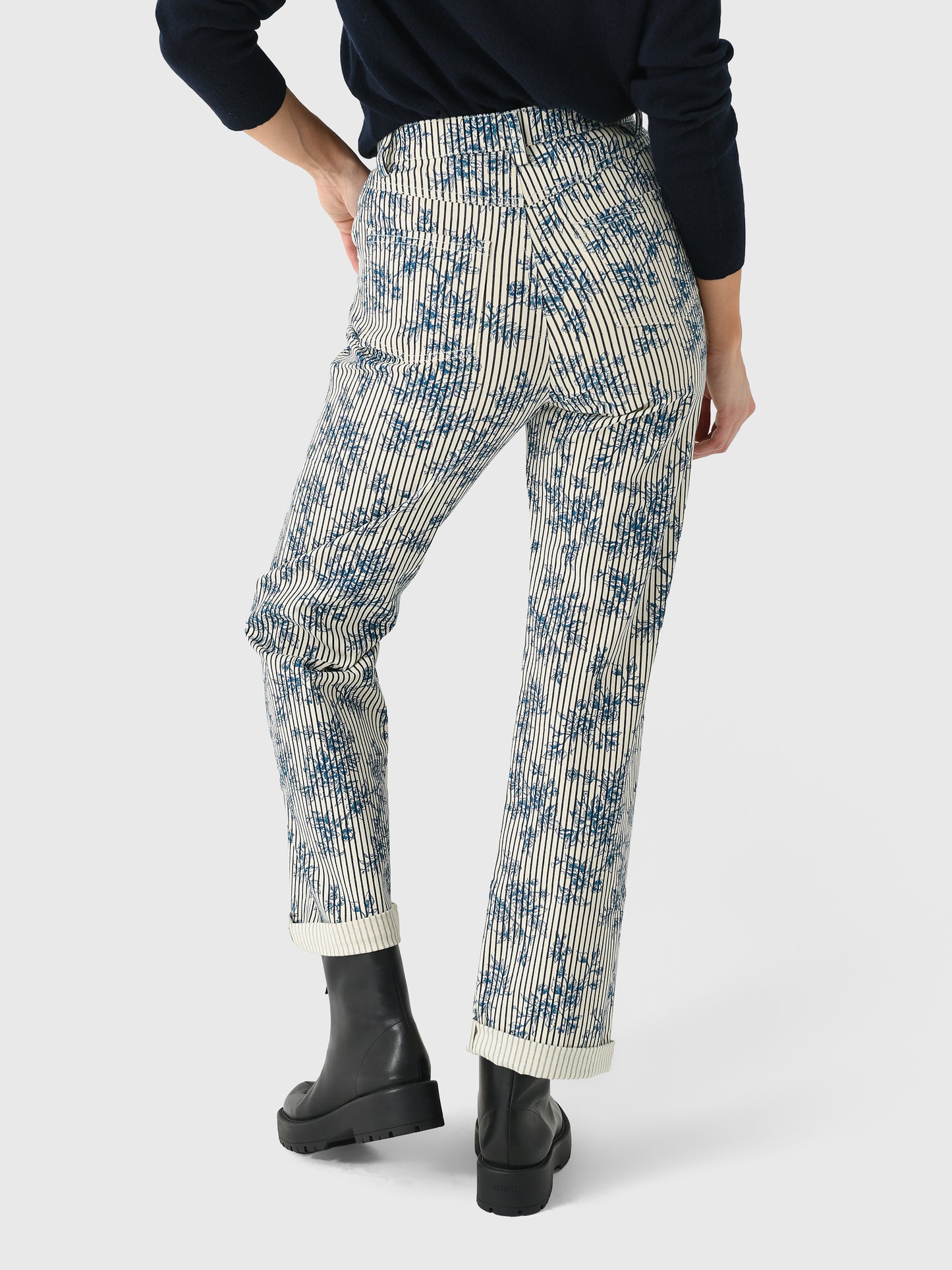 25FAP15CnFlwTolxCORNFLOWERTOILE-alt3