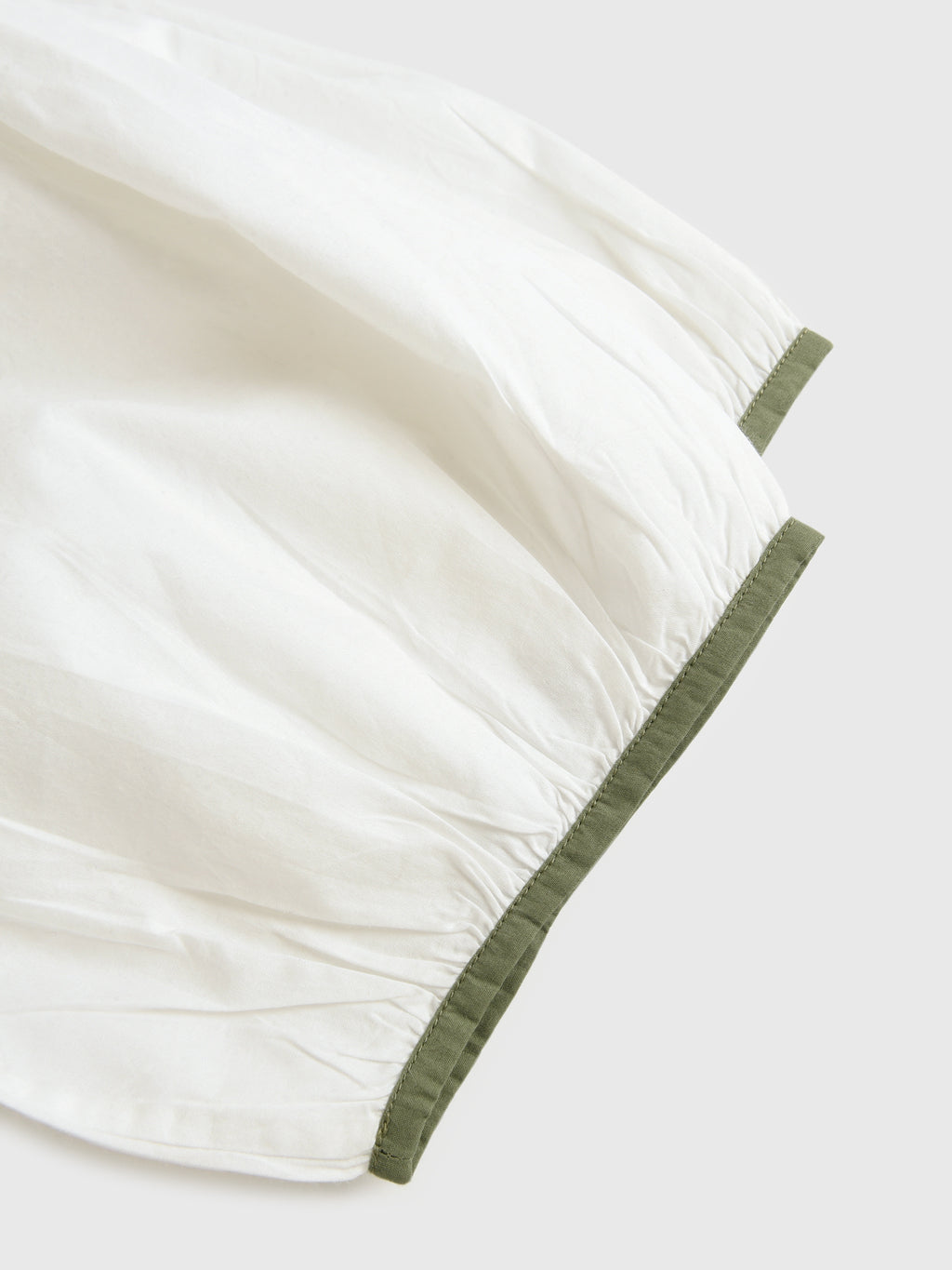 25SPC670AxWHITE-alt2