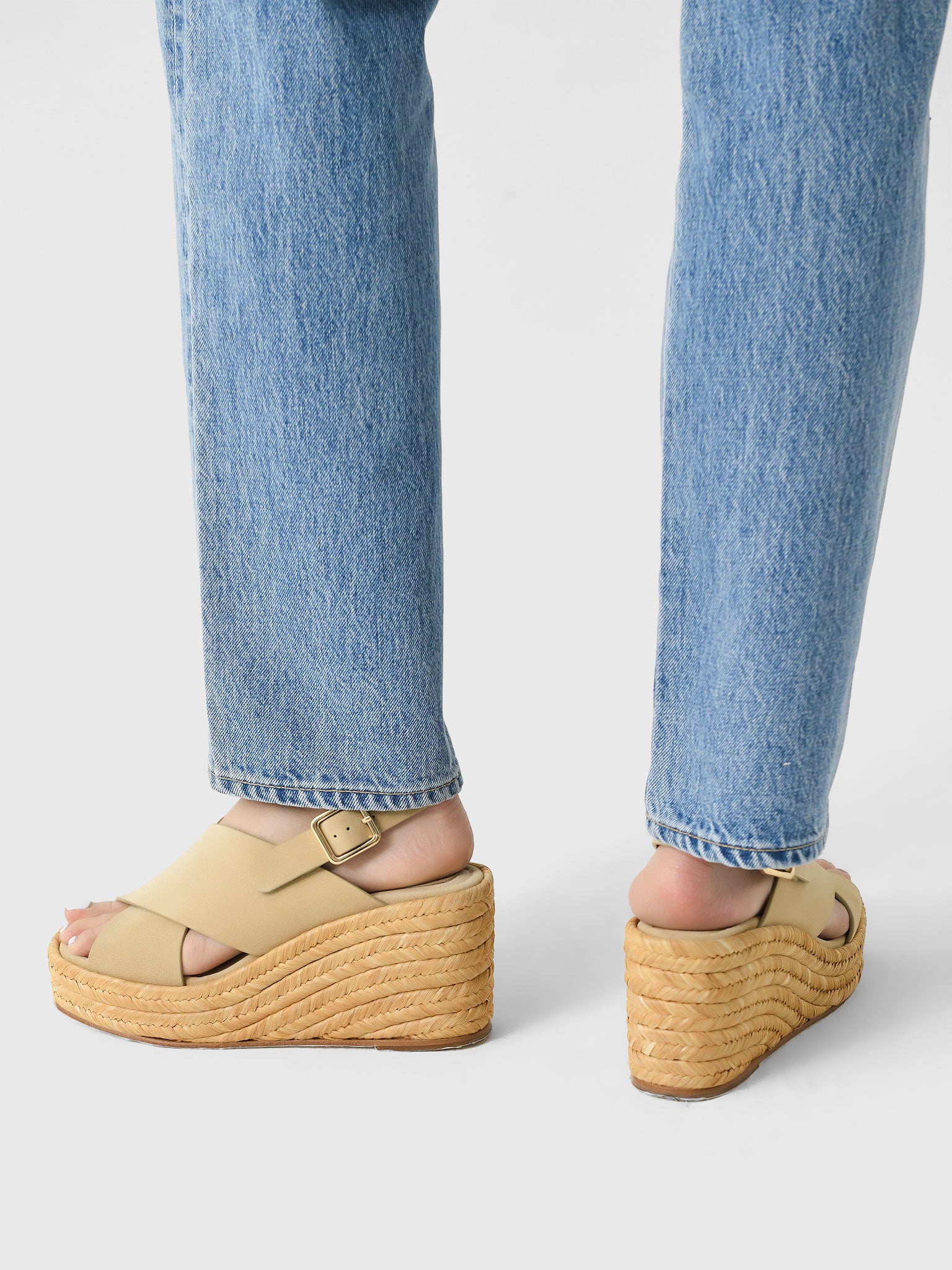 26-1501NICOLExSAND-alt1