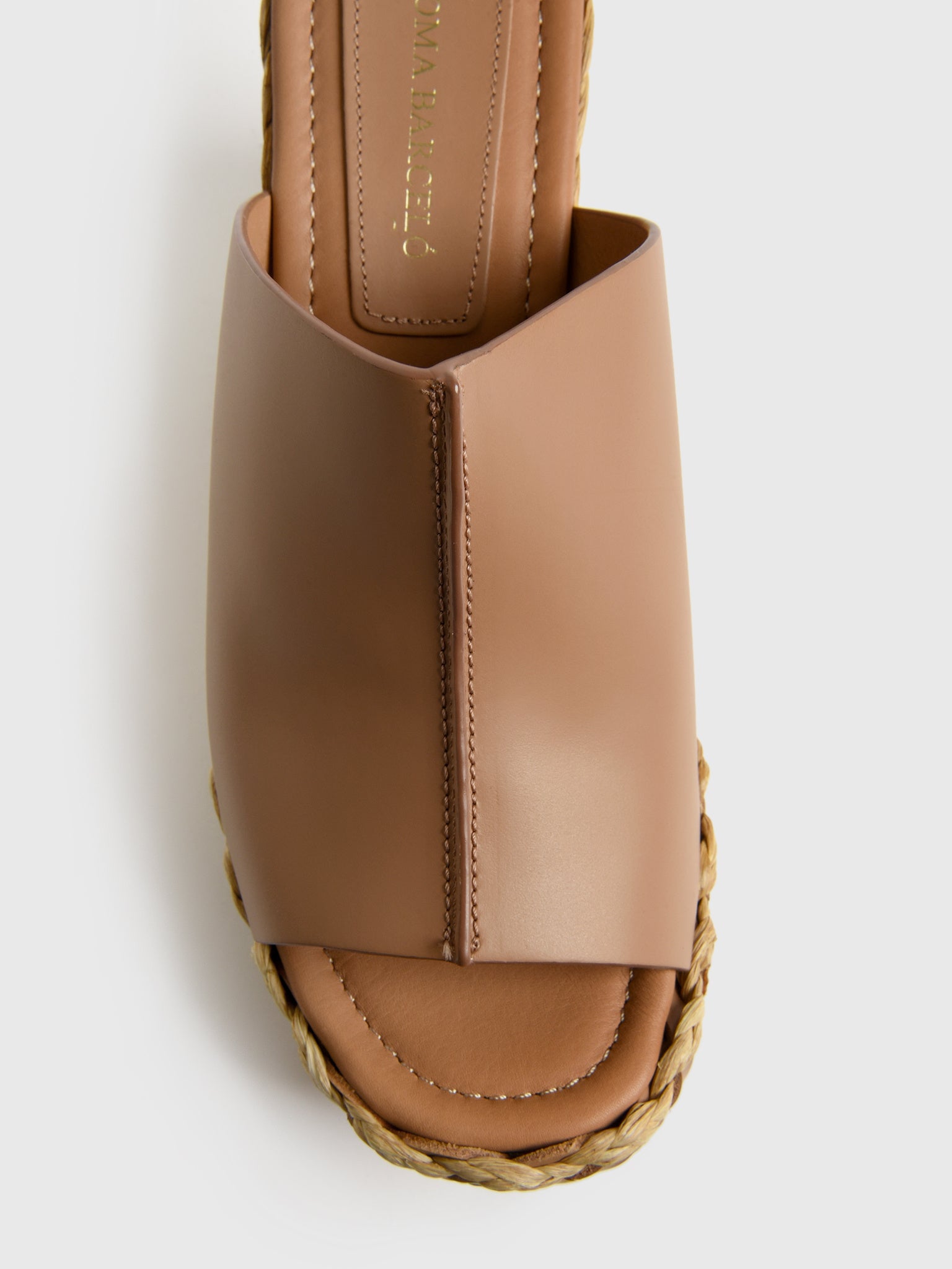 26-1801IVANAxCAMEL-alt1