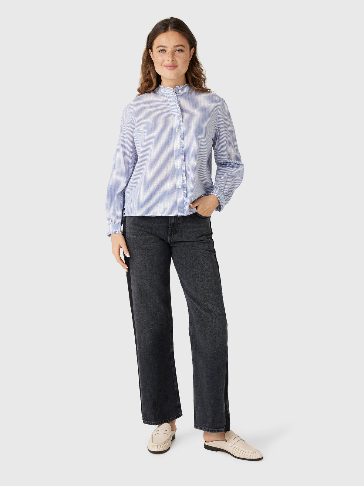 Alex Mill Women's Chantilly Striped Ruffle Shirt - Saint Bernard