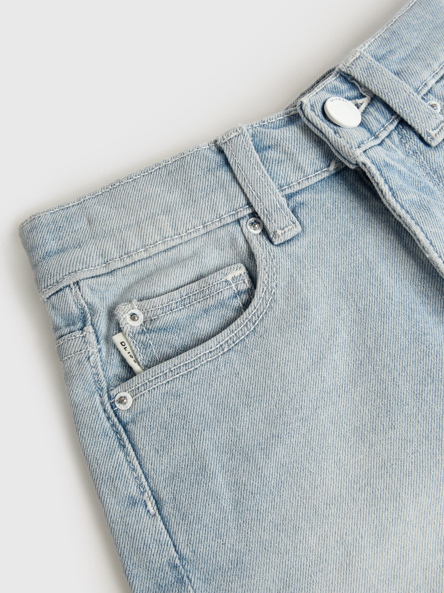 27258xPOOLSIDEFRAYED-alt1