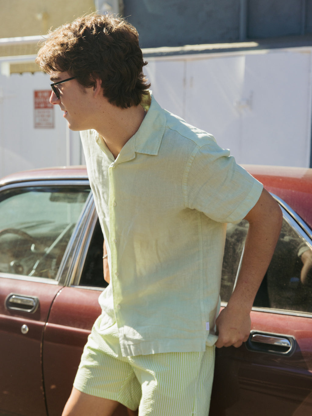 04651 / A Trip In A Bag Men's Linen Cuba Shirt - Saint Bernard