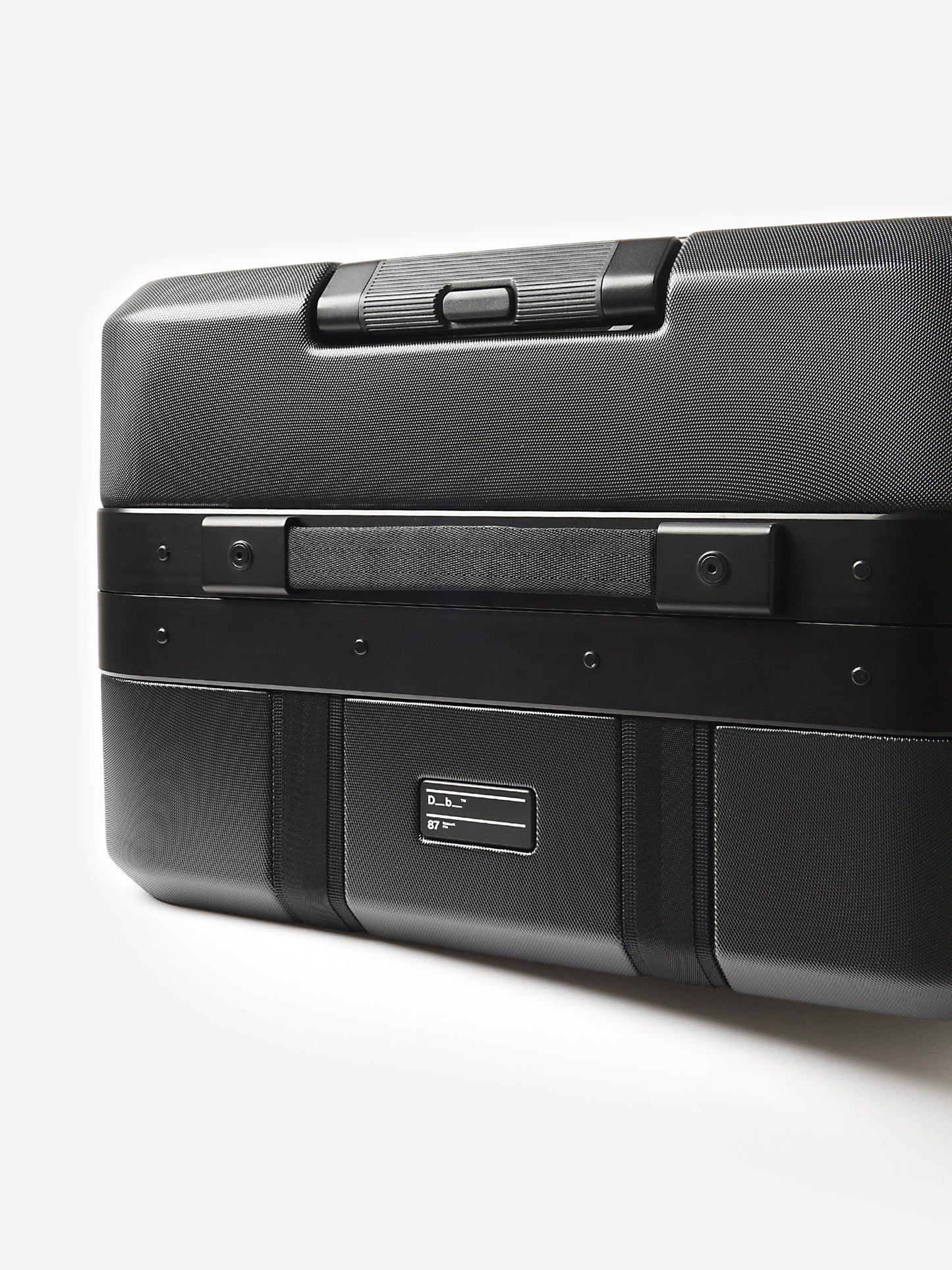 300023200xBLACKOUT-alt1