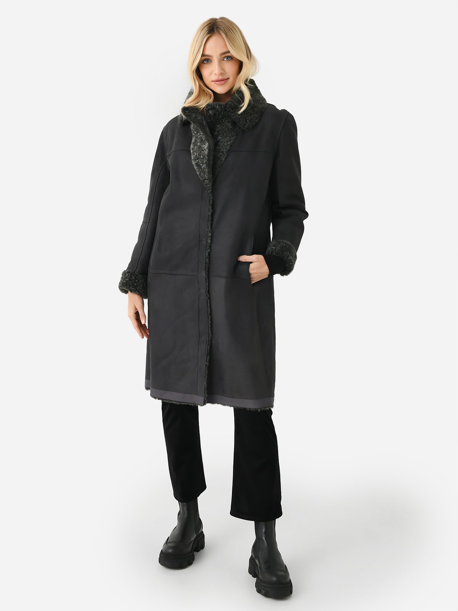 304393x410ELEFANT-alt1