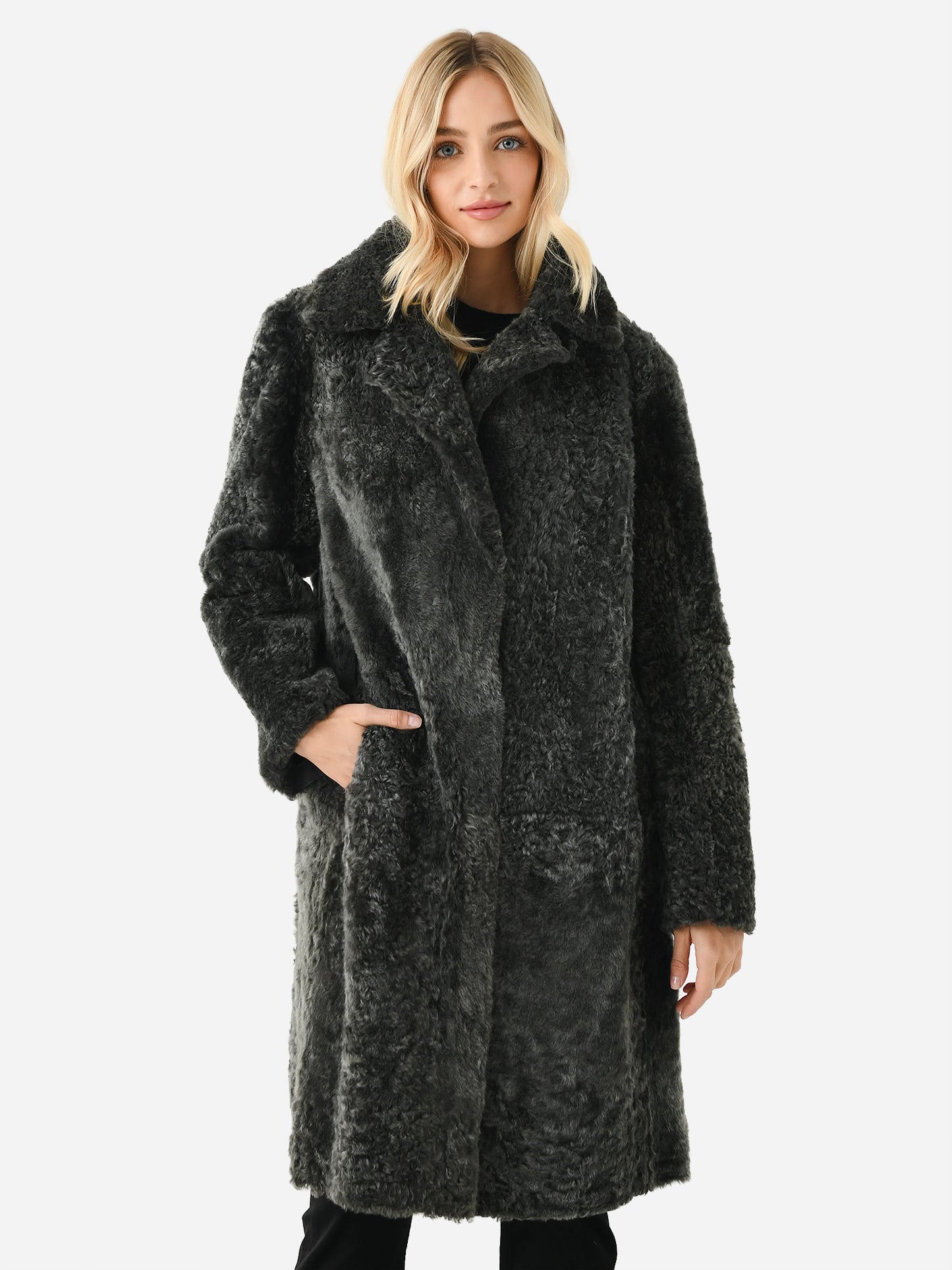 304393x410ELEFANT-alt4