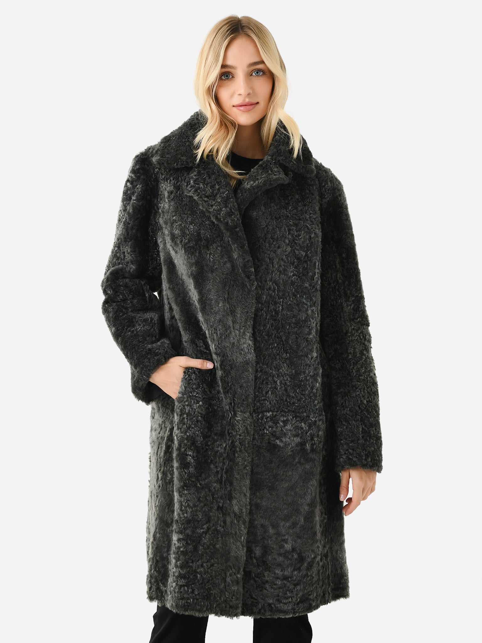 304393x410ELEFANT-alt4