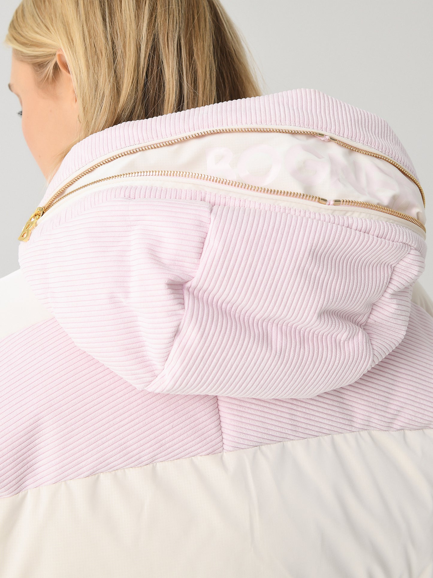 3157_x674ROSETOUCH-alt5