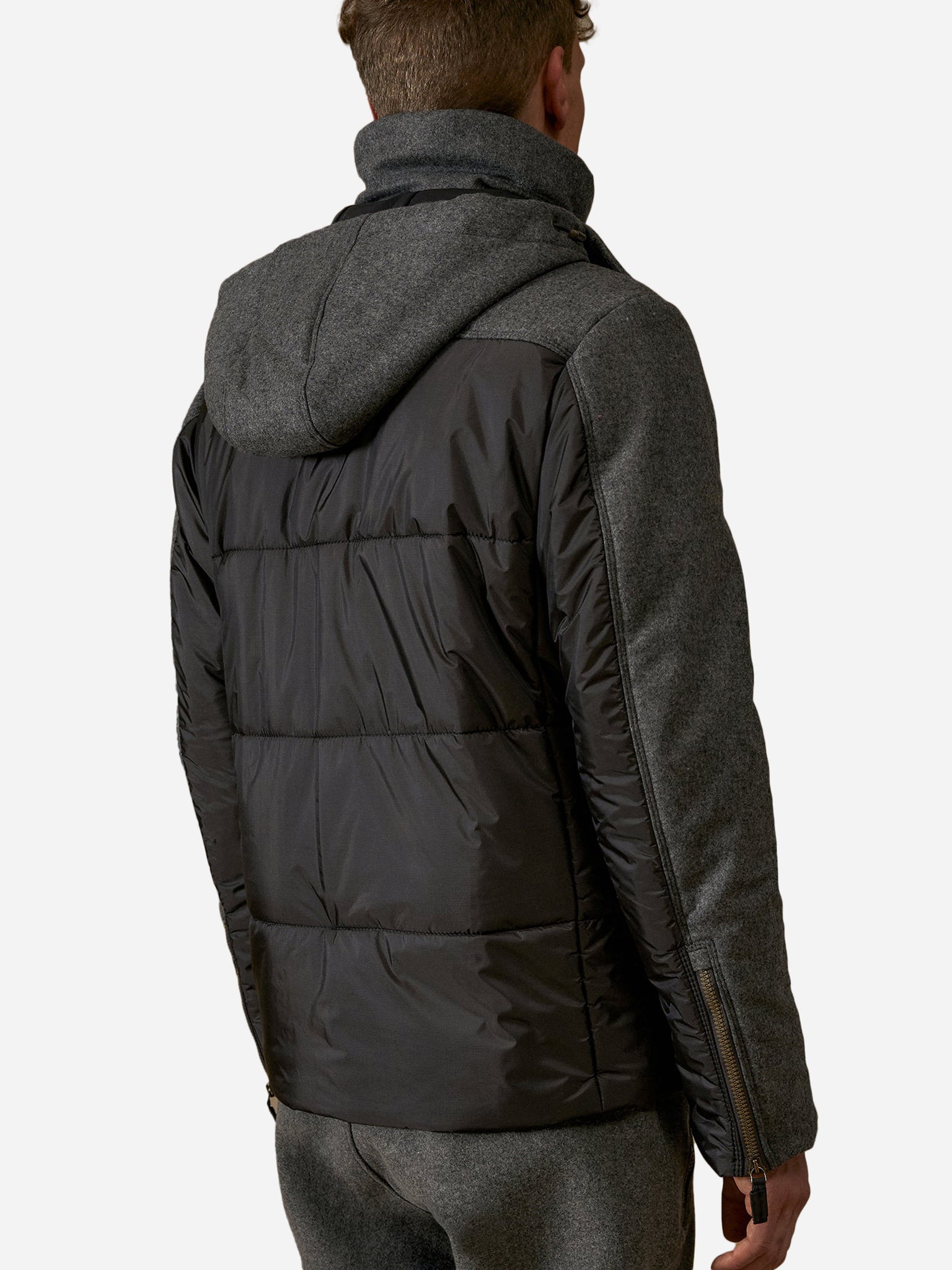 316556x010BLACKCOLOR-alt3