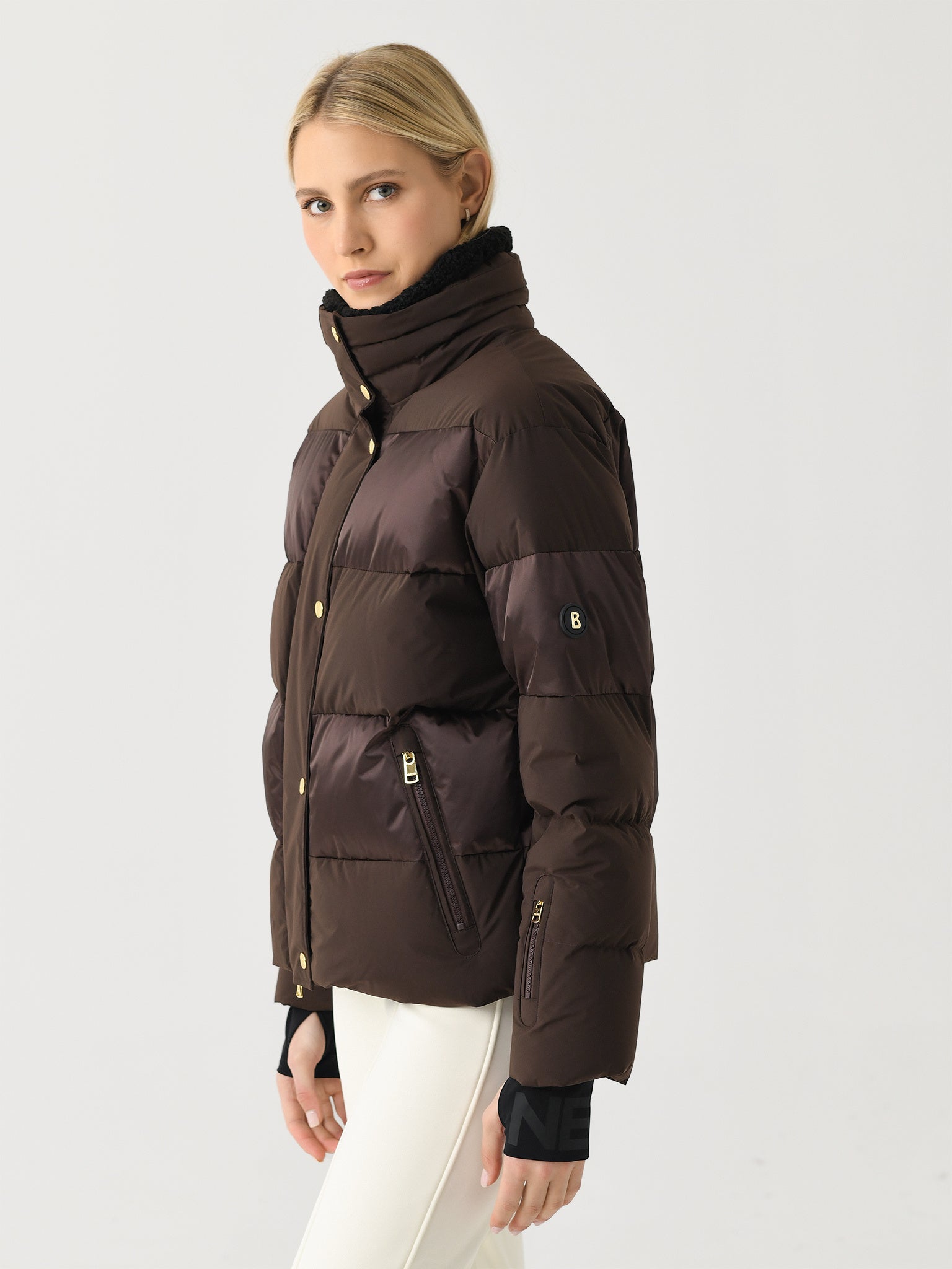 3172-9122x874BLACKCOFFEE-alt2