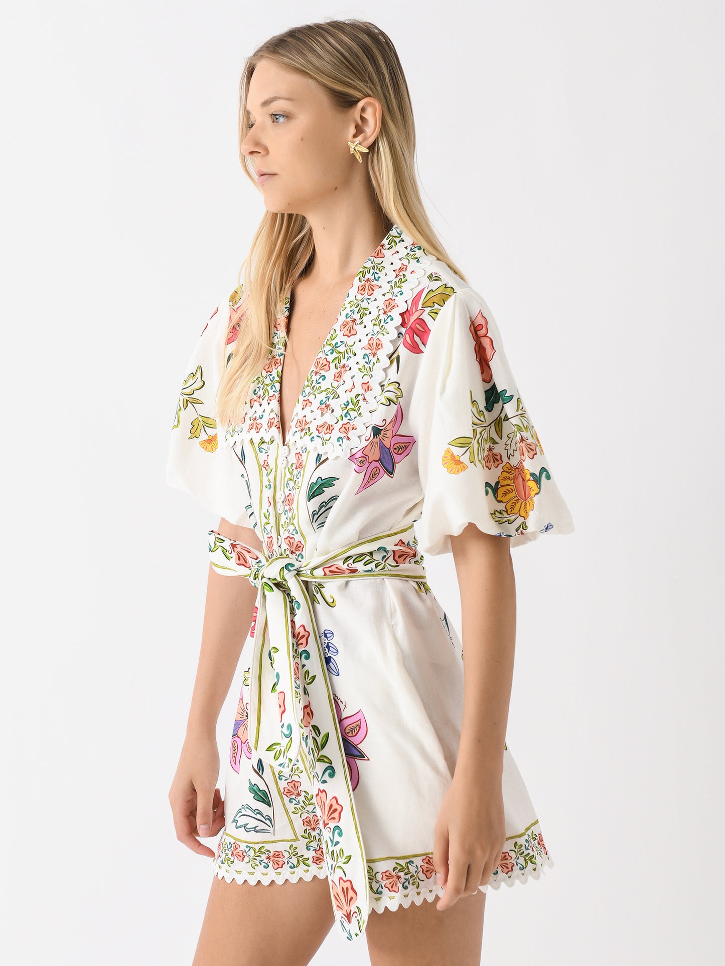 321473xFLORALINSECTSOFFWHITE-alt2