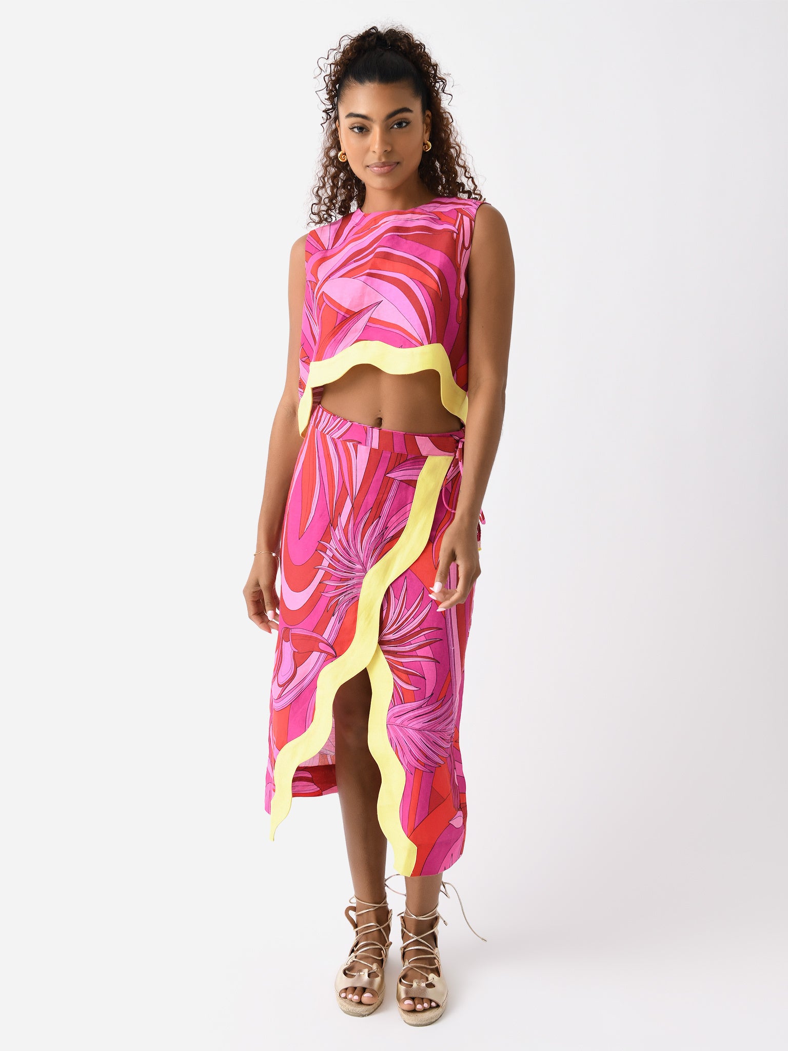 321563xENDLESSSUMMERRED-alt1