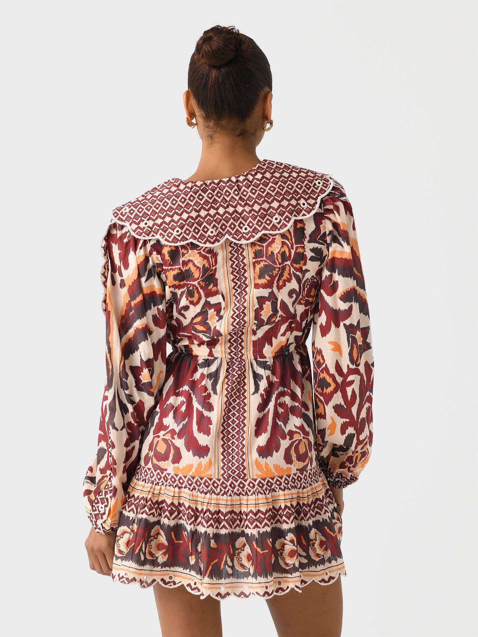 325339xTOUCANSSCARFCREAM-alt3