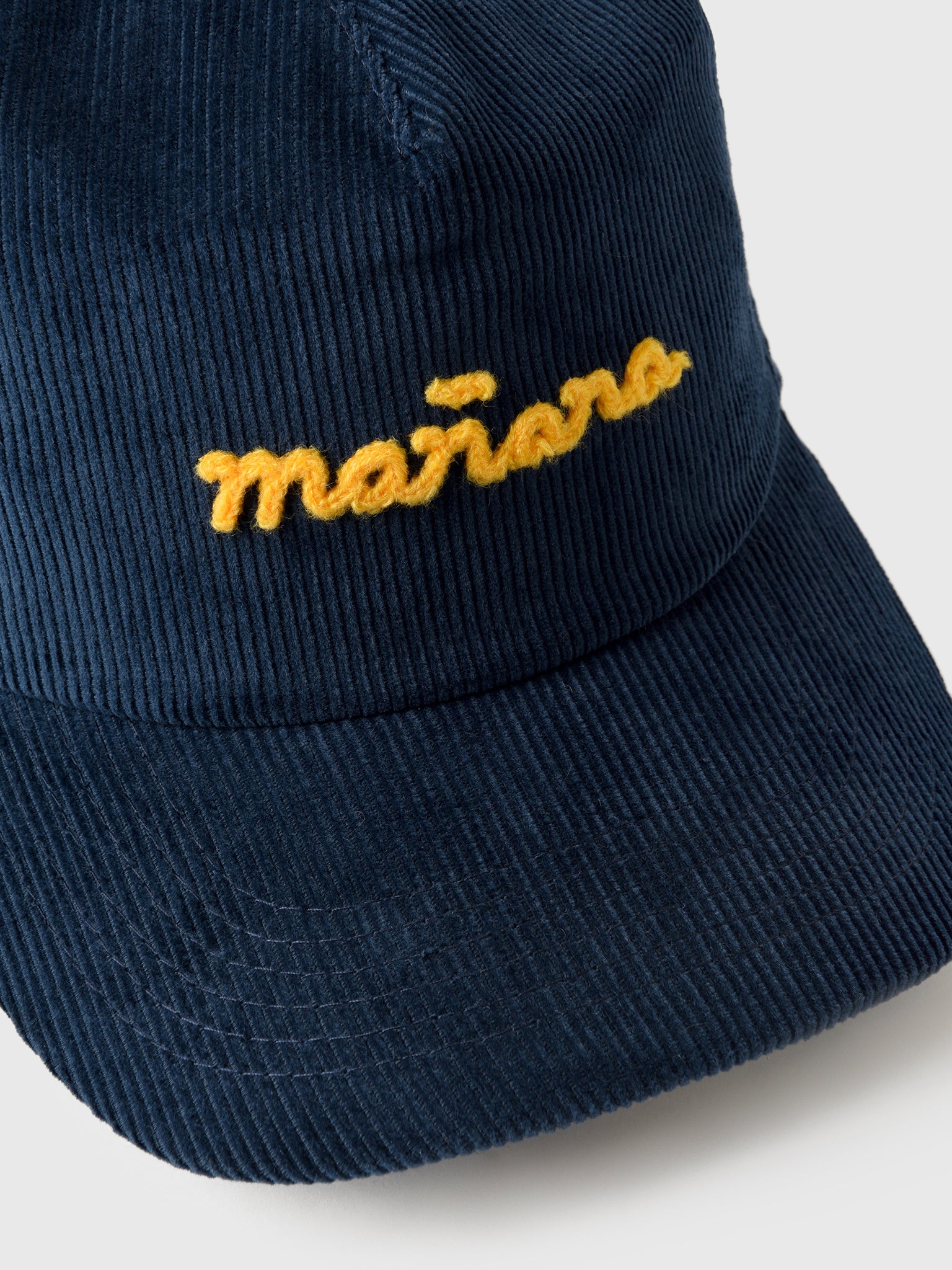 325415-506xNAVY-alt2