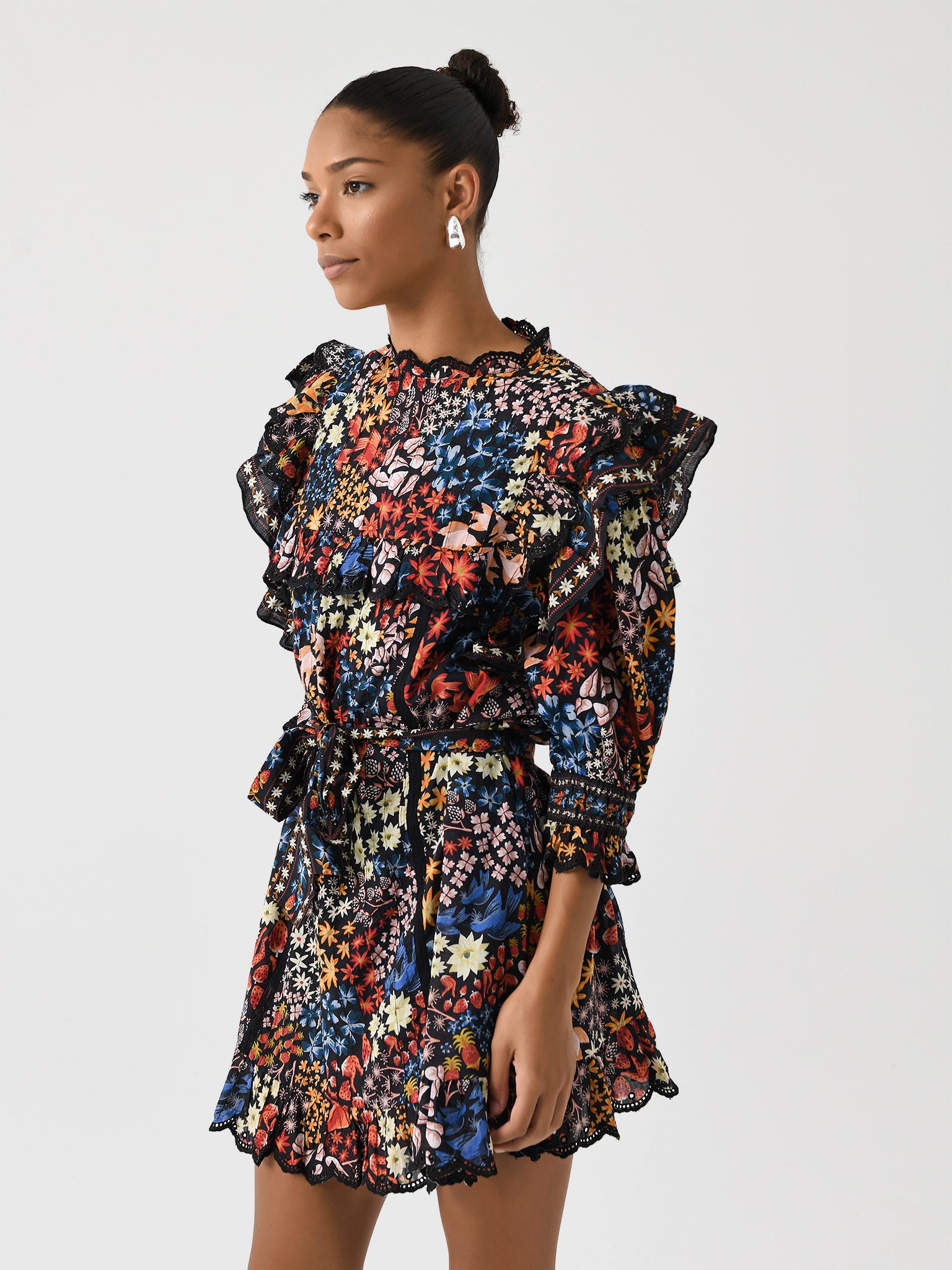 326602xJUJUSGARDENBLACK-alt3