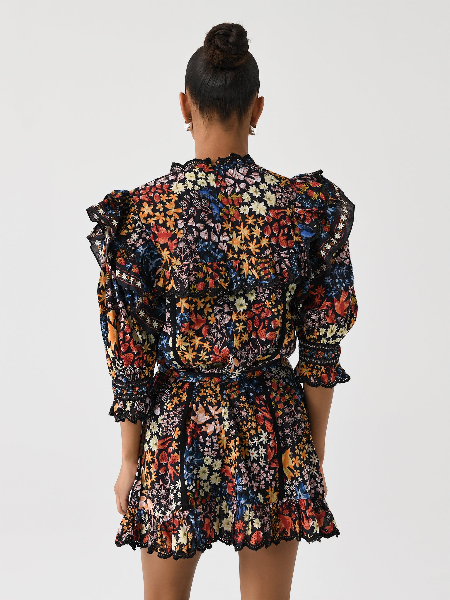 326602xJUJUSGARDENBLACK-alt4