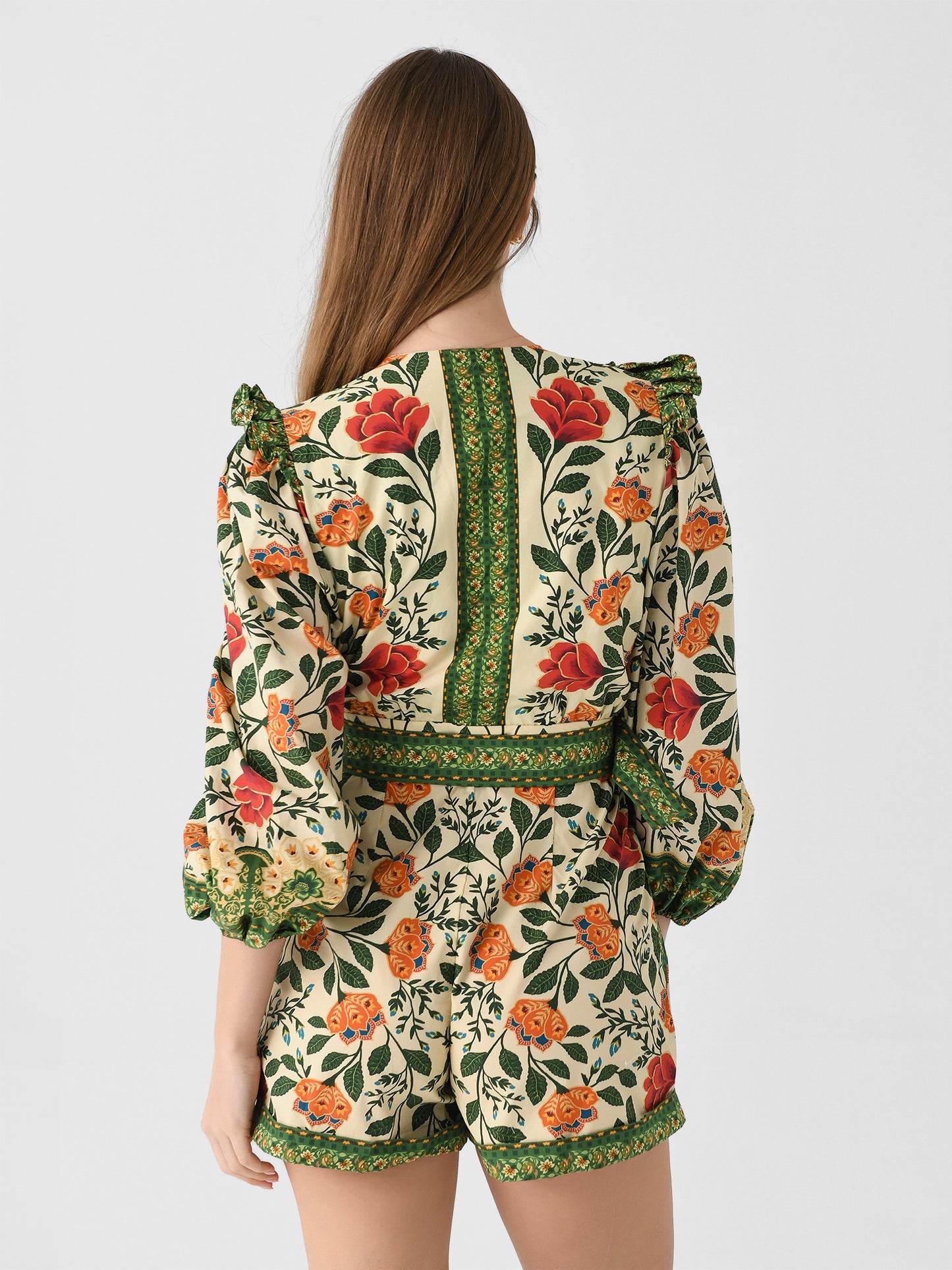 332113xGARDENTAPESTRYSAND-alt3