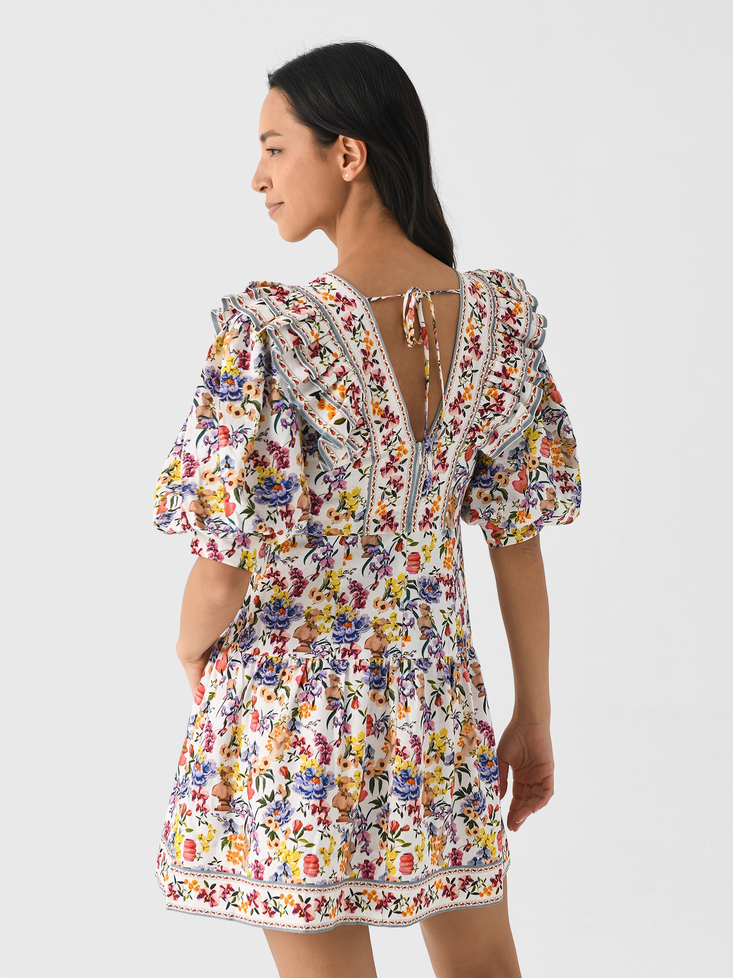 332199xGREEKGARDENOFFWHITE-alt3