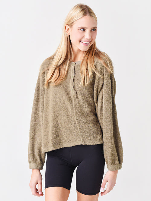 Stateside Women's Sherpa Cropped Henley Sweatshirt