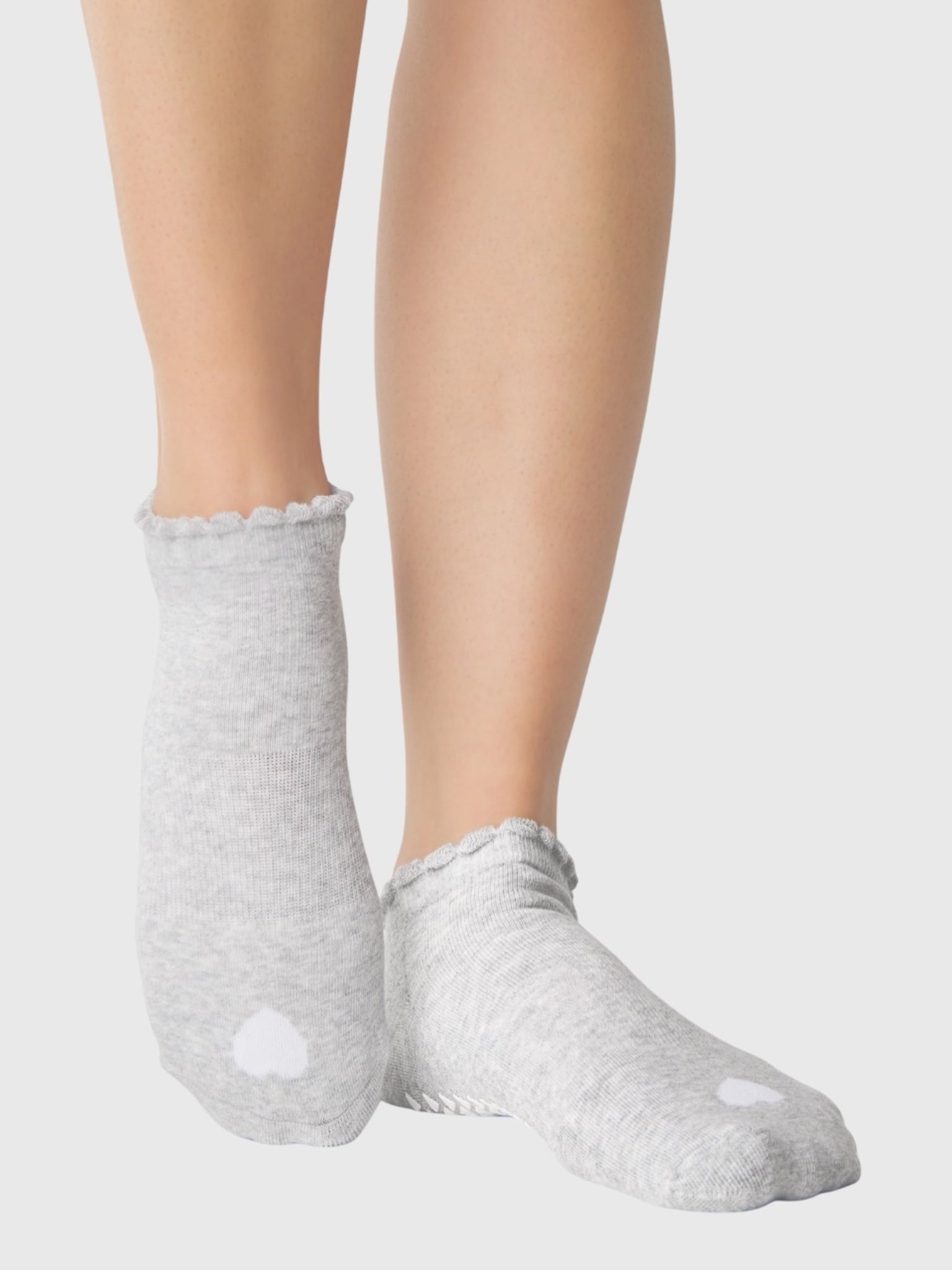 Pointe Studio Women's The Love Full Foot Grip Socks - Saint Bernard