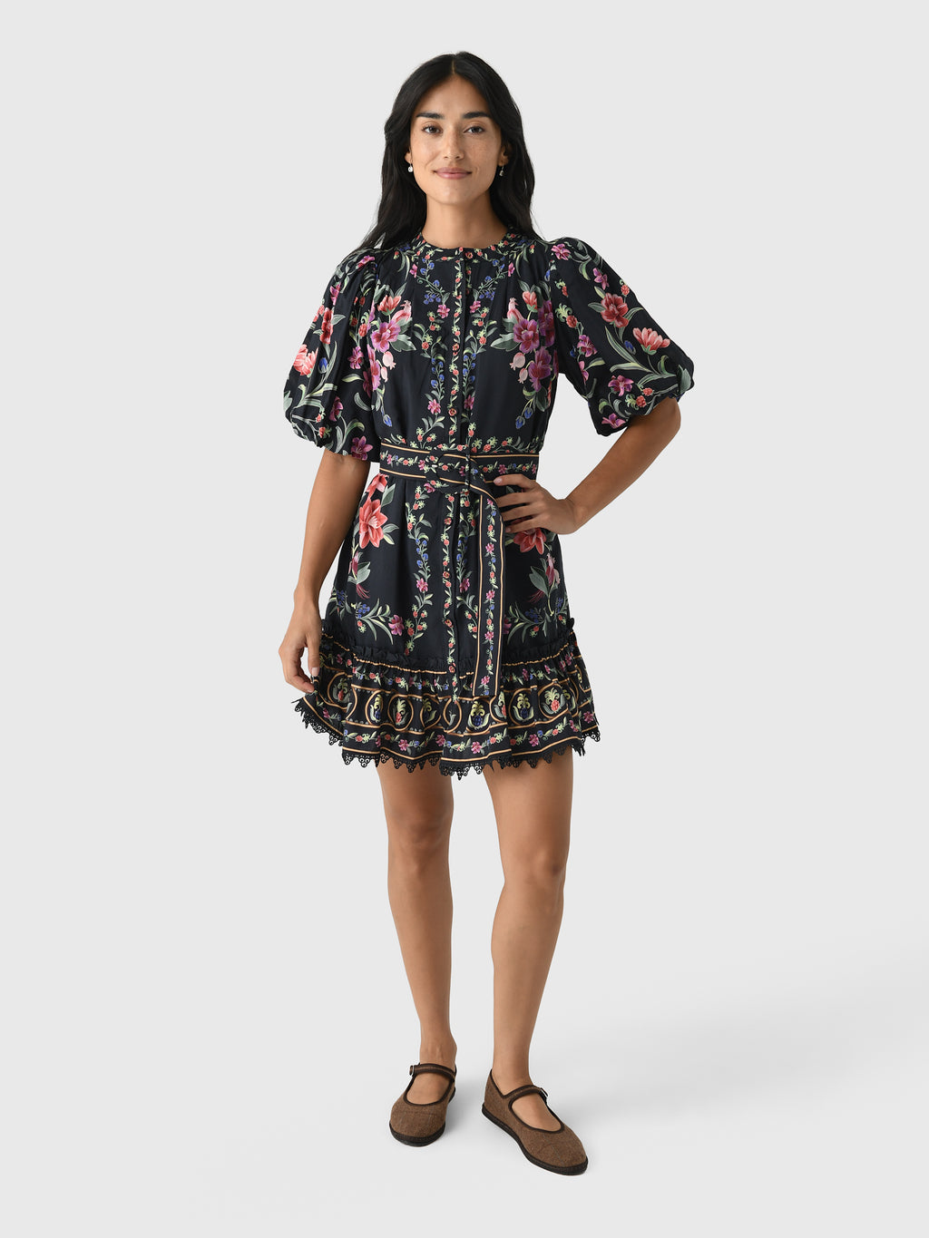 340039xBELLEGARDENBLACK-alt1