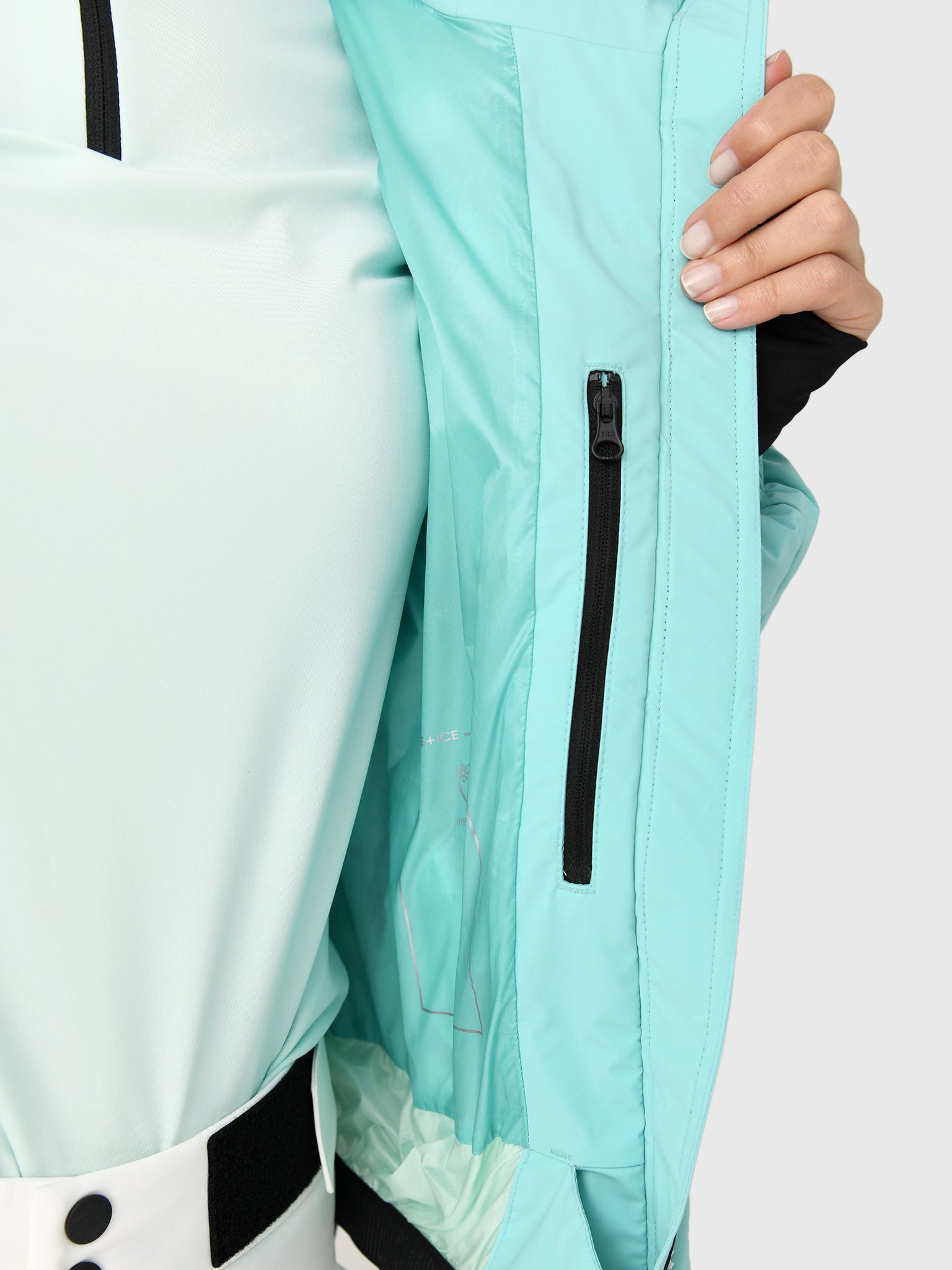 3467-9137x214SNOWBLUE-alt5