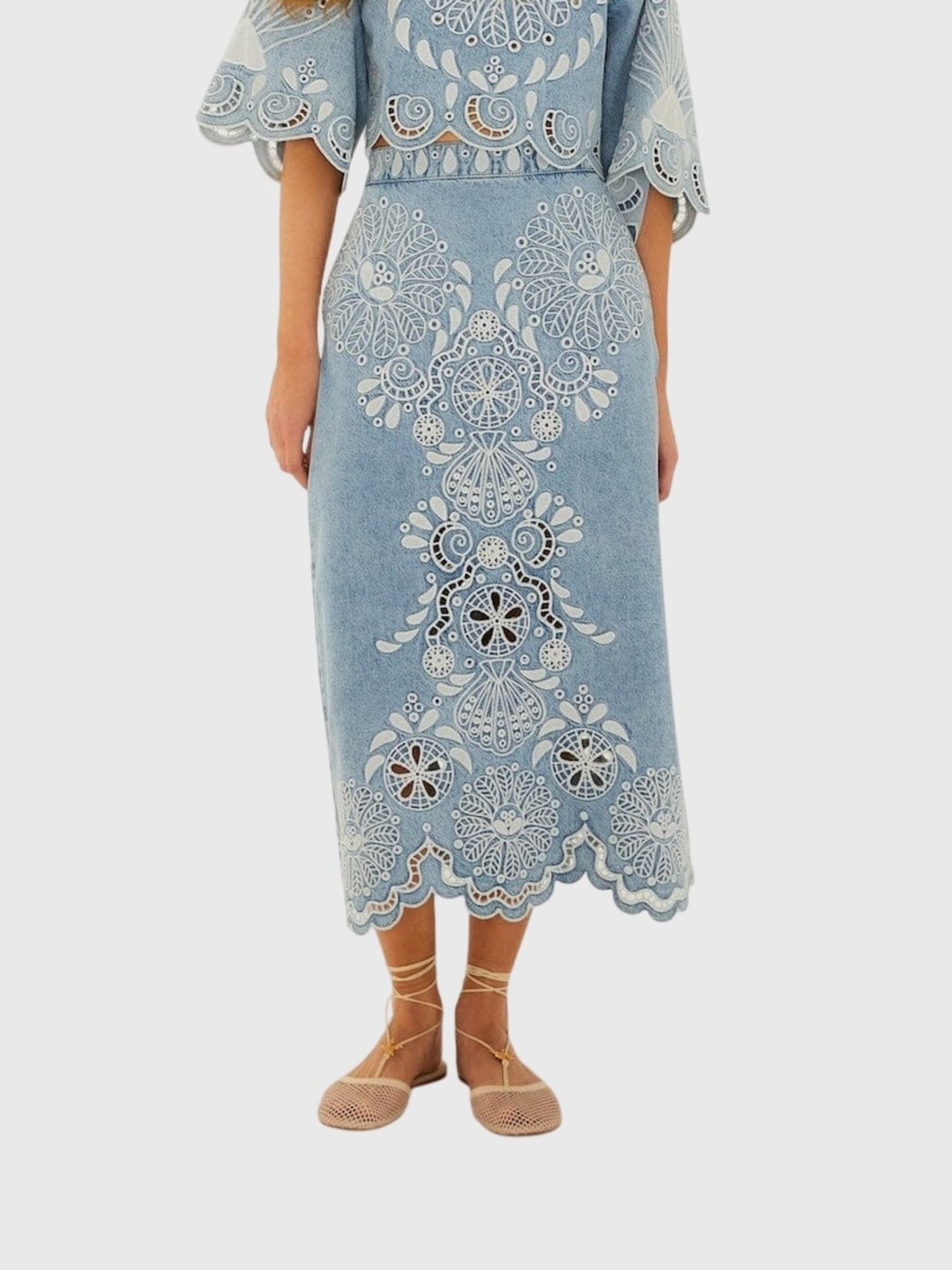 Farm Rio Women's Richelieu Wavy Hem Midi Skirt - Saint Bernard
