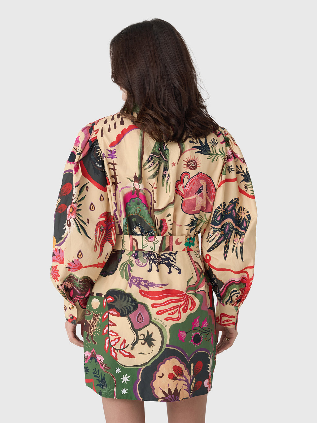 350089xARTSYSURREALLANDBEIGE-alt3