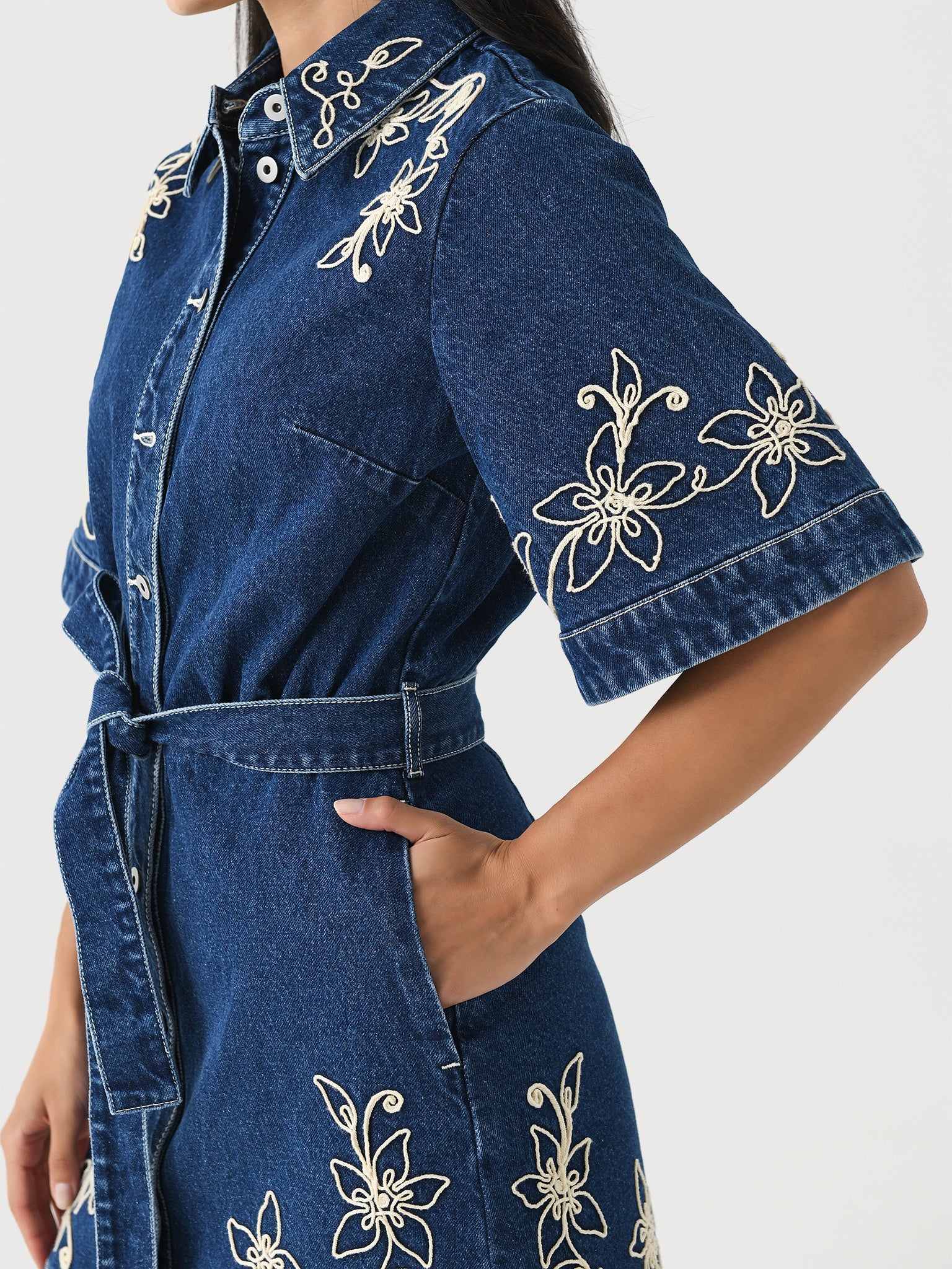 3774DxLIGHTBLUE-alt4